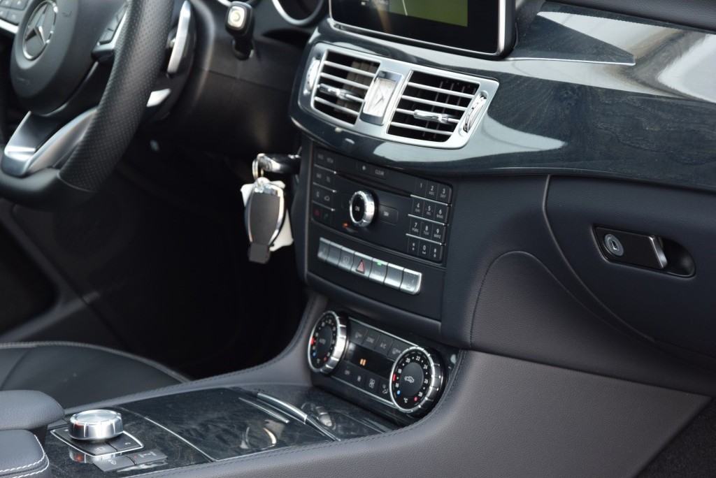 Mercedes-Benz CLS-Klasse 350 d Bluetec AMG Airmatic/ILS/Harman-Kardon Aut9 Foto 11