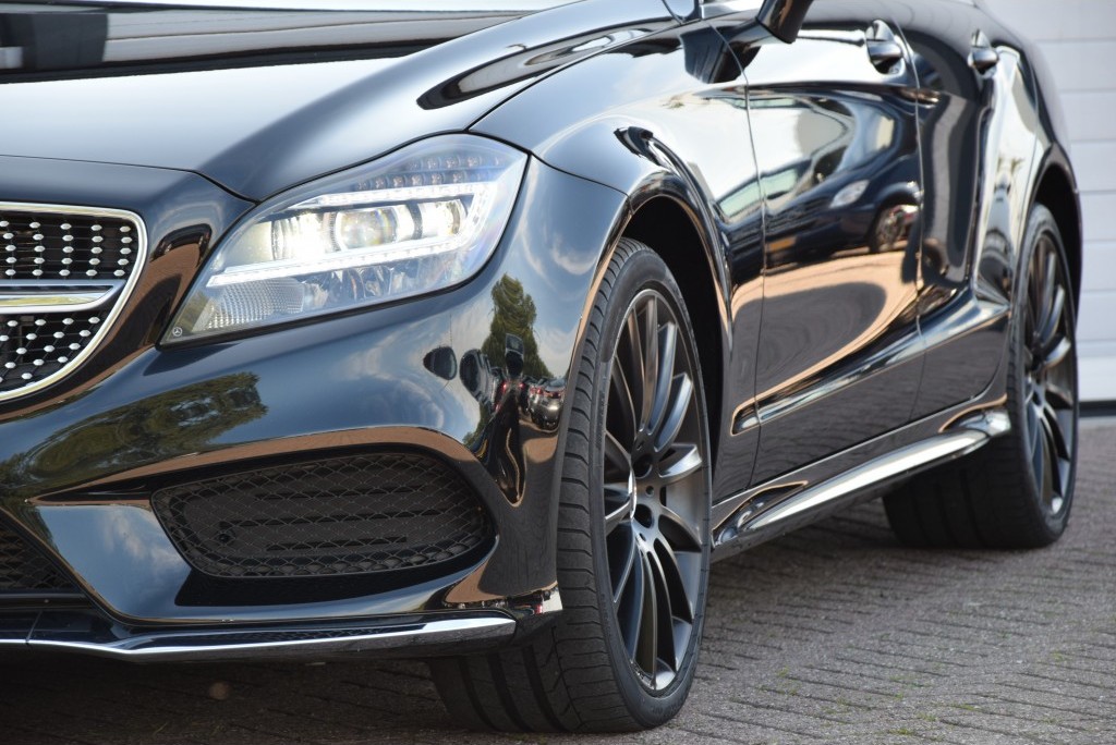 Mercedes-Benz CLS-Klasse 350 d Bluetec AMG Airmatic/ILS/Harman-Kardon Aut9 Foto 19