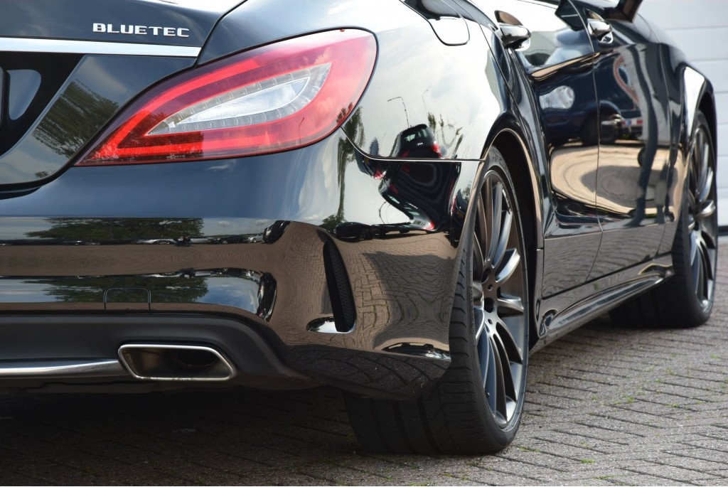 Mercedes-Benz CLS-Klasse 350 d Bluetec AMG Airmatic/ILS/Harman-Kardon Aut9 Foto 22