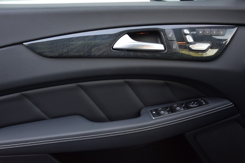 Mercedes-Benz CLS-Klasse 350 d Bluetec AMG Airmatic/ILS/Harman-Kardon Aut9 Foto 8