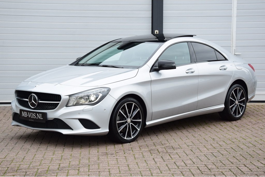 Mercedes-Benz CLA-Klasse 250 Panorama/Distronic/Leer/Com/Sound/ILS Aut7 Foto 1