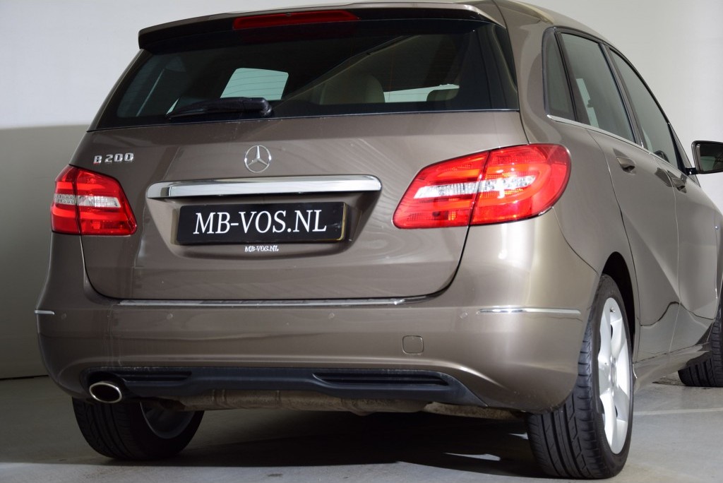 Mercedes-Benz B-Klasse 200 Sport Ambition/Leer/Xenon Aut7 Foto 18