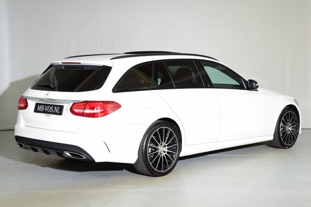 Mercedes-Benz C-Klasse 250 T AMG Night Panorama Burmeister/Com/Mem/19" Aut7 Foto 2