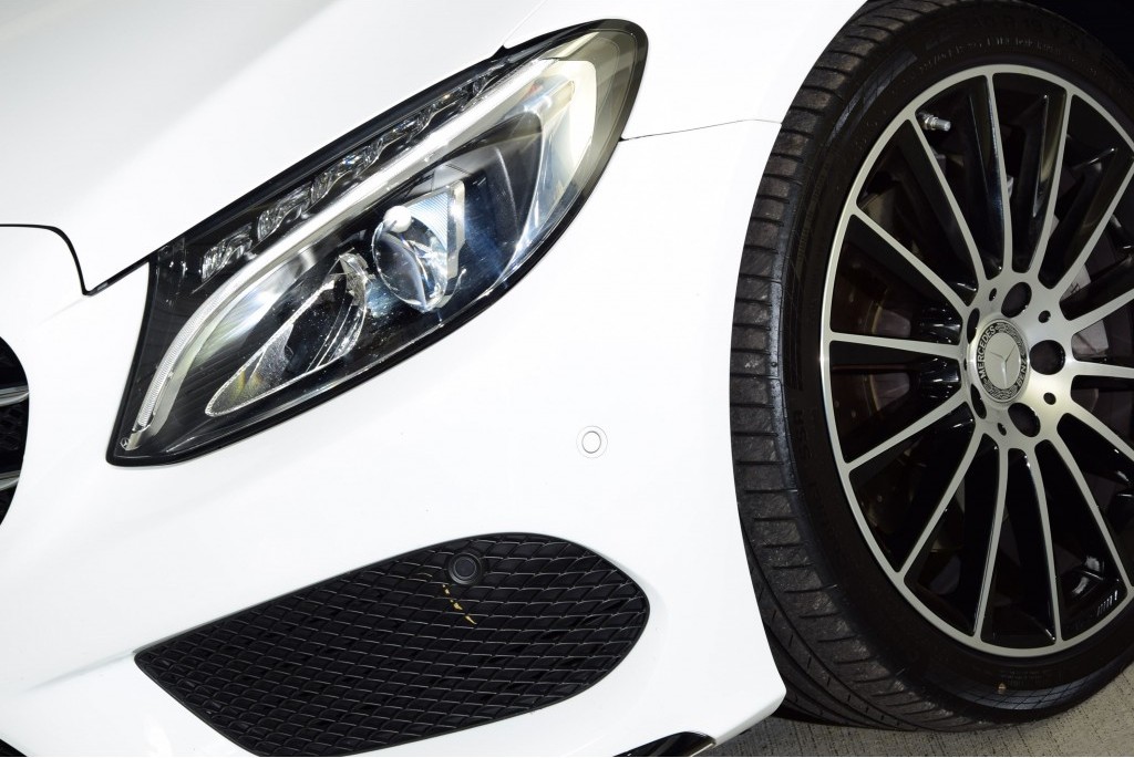 Mercedes-Benz C-Klasse 250 T AMG Night Panorama Burmeister/Com/Mem/19" Aut7 Foto 22