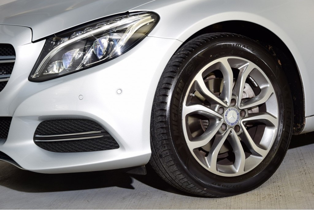 Mercedes-Benz C-Klasse 200 Avantgarde Leer/Dak/Com/ILS/360-cam Aut7 Foto 21