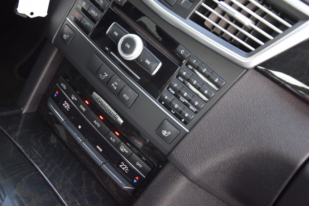 Mercedes-Benz E-Klasse 220 Cdi Avantgarde COMAND/ILS Aut7 Foto 11