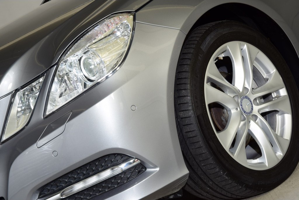 Mercedes-Benz E-Klasse 220 Cdi Avantgarde COMAND/ILS Aut7 Foto 16