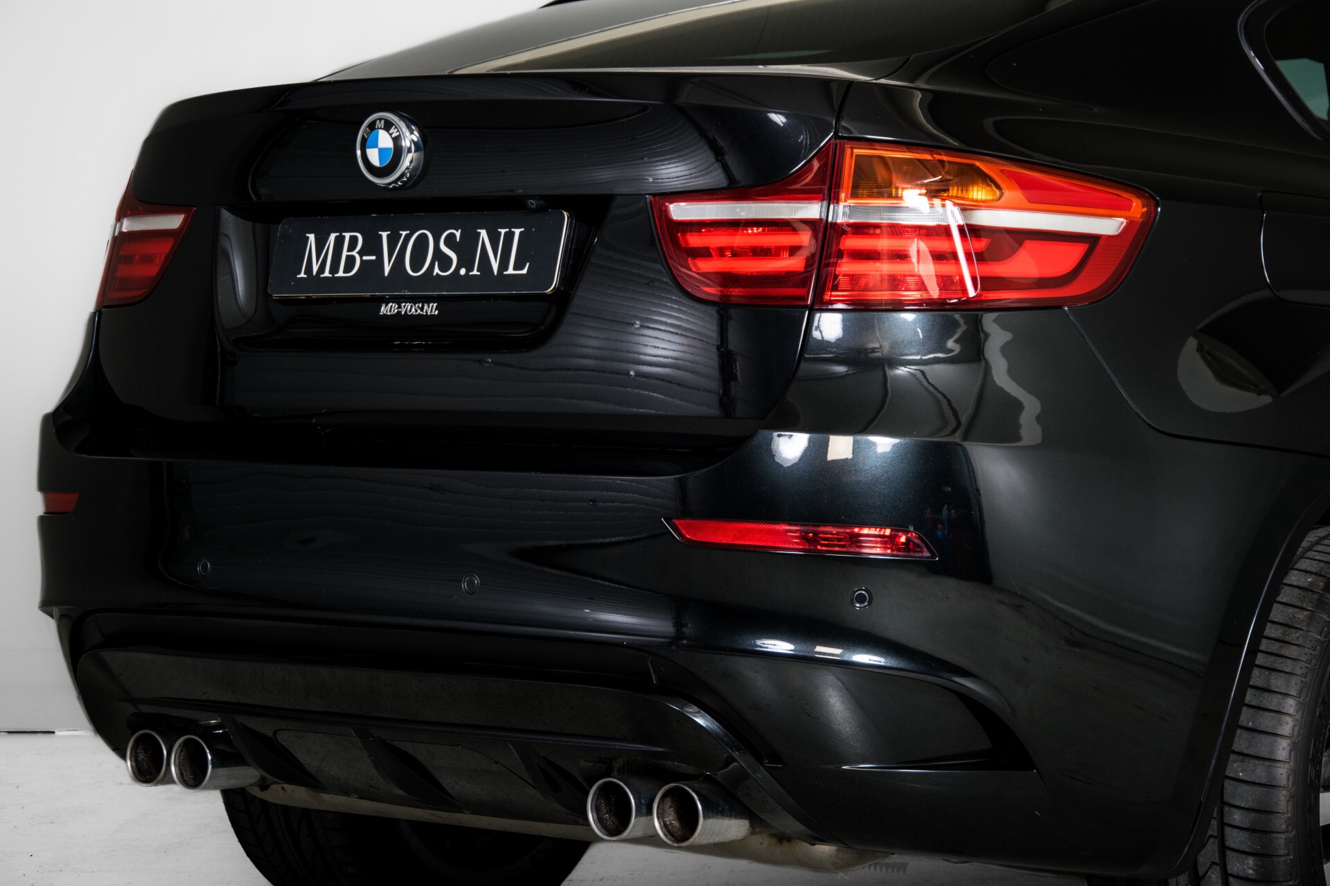 BMW X6 4.4i M Pano/Adaptive Drive/HUD/Keyless/360camera/TV/Drivers Pack/Entertainment/Shadowline Aut6 Foto 51