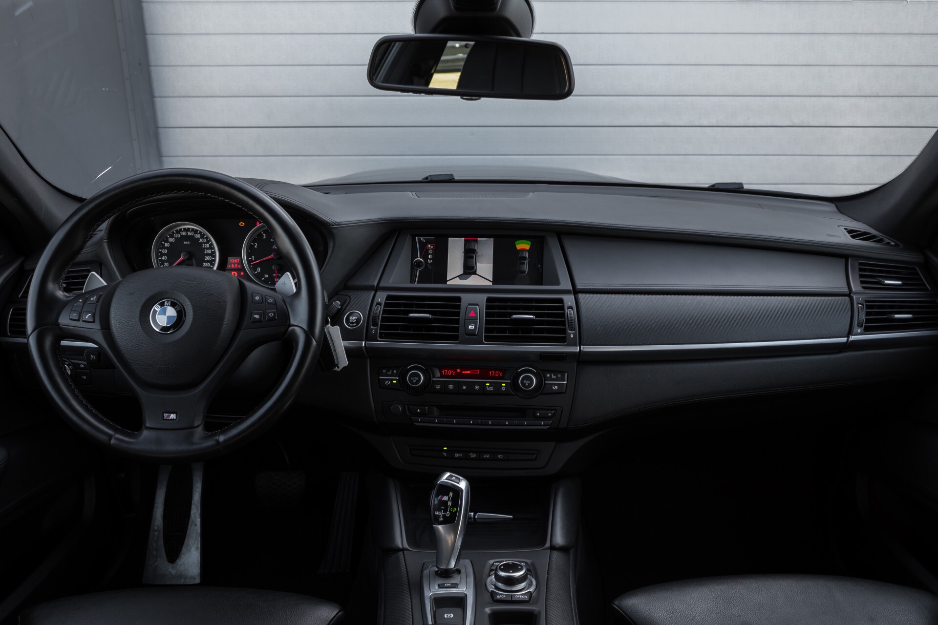 BMW X6 4.4i M Pano/Adaptive Drive/HUD/Keyless/360camera/TV/Drivers Pack/Entertainment/Shadowline Aut6 Foto 8