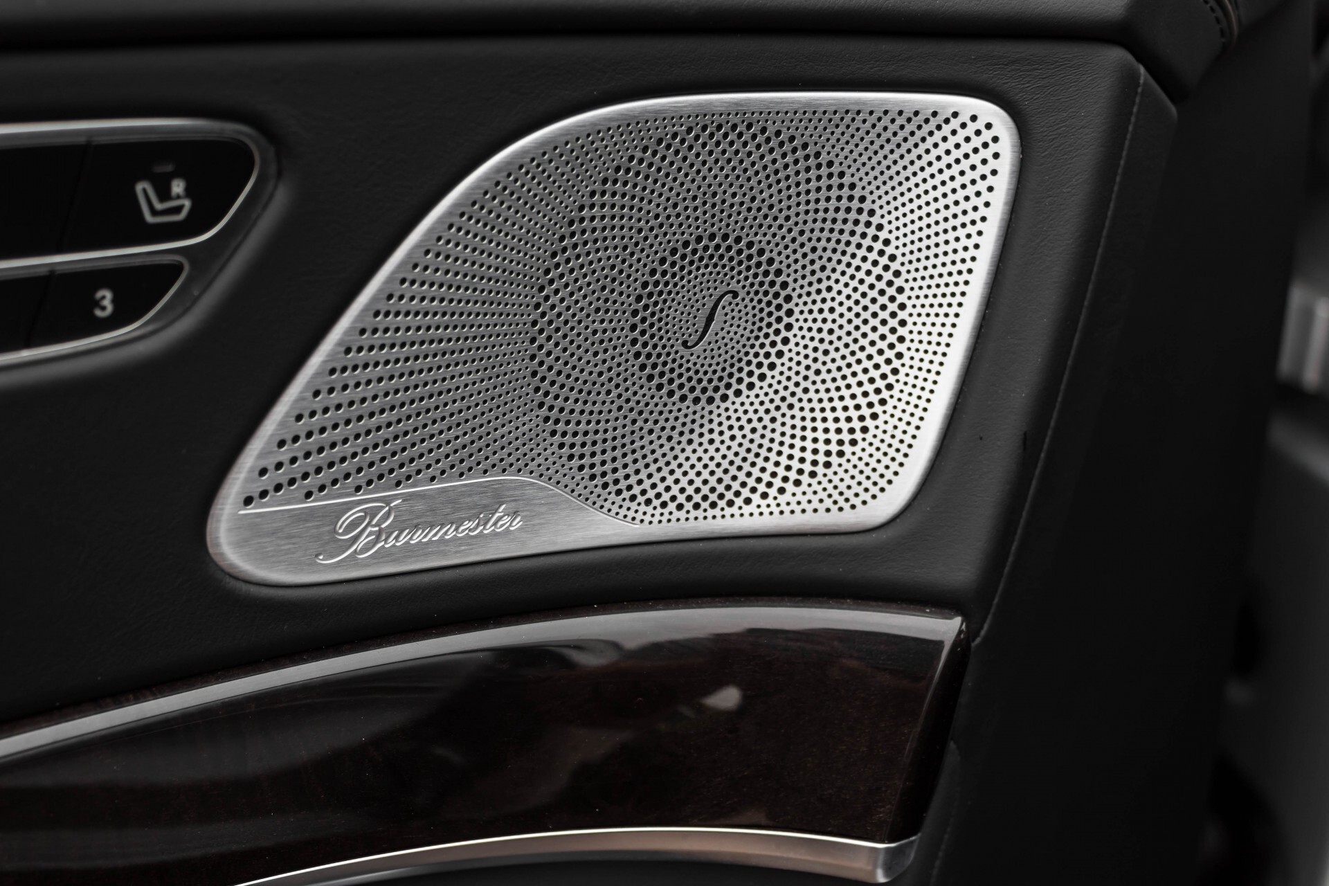 Mercedes-Benz S-Klasse 350 Bluetec Exclusive Panorama/Massage/Keyless/Distronic/Standkachel Aut7 Foto 32