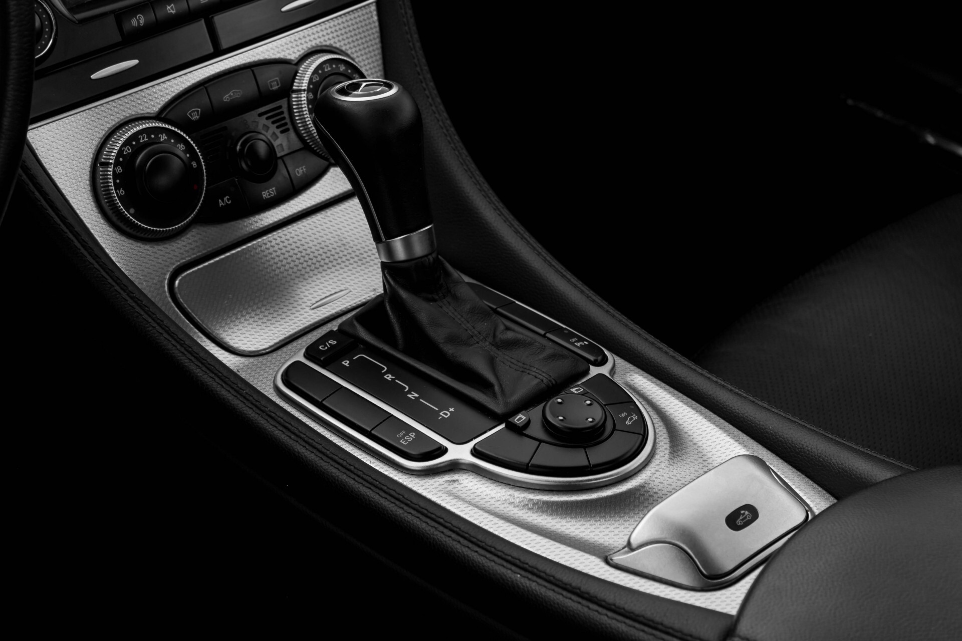 Mercedes-Benz SL-Klasse 350 Facelift Stoelkoeling/Bose/Comand/Memory/19"AMG Aut7 Foto 24