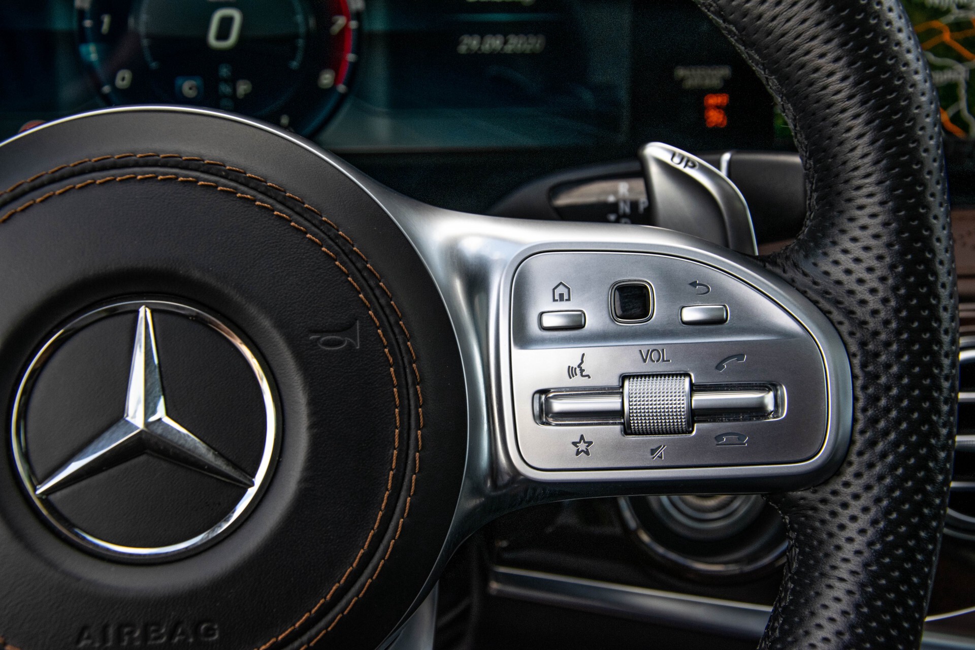 Mercedes-Benz S-Klasse 560 4-M Lang AMG Plus Exclusive Entertainment/Massage Aut9 Foto 12
