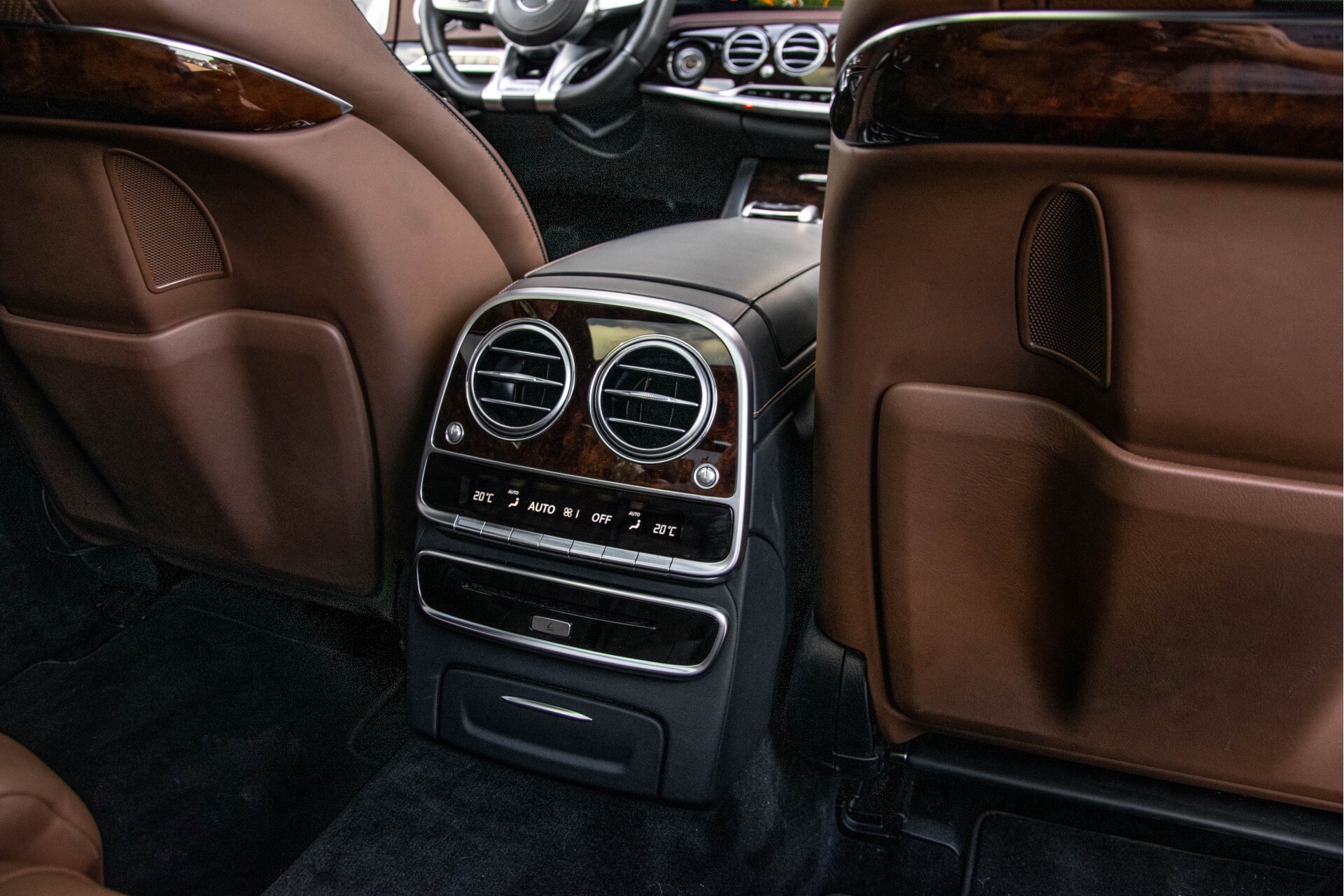 Mercedes-Benz S-Klasse 560 4-M Lang AMG Plus Exclusive Entertainment/Massage Aut9 Foto 23