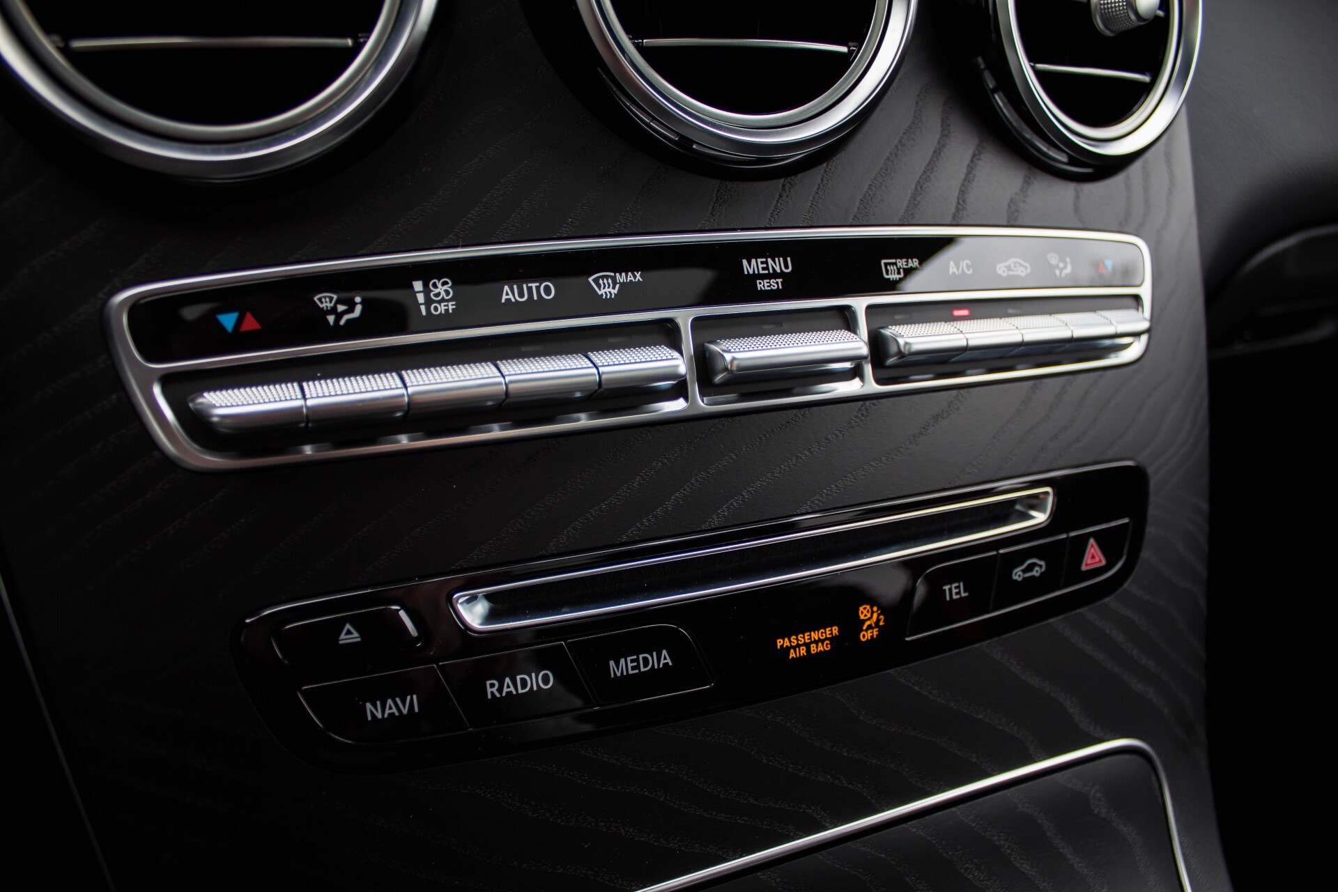 Mercedes-Benz GLC 300 4-AMG Panorama Distronic/Keyless/Burmester/Memory/Night Aut9 Foto 18