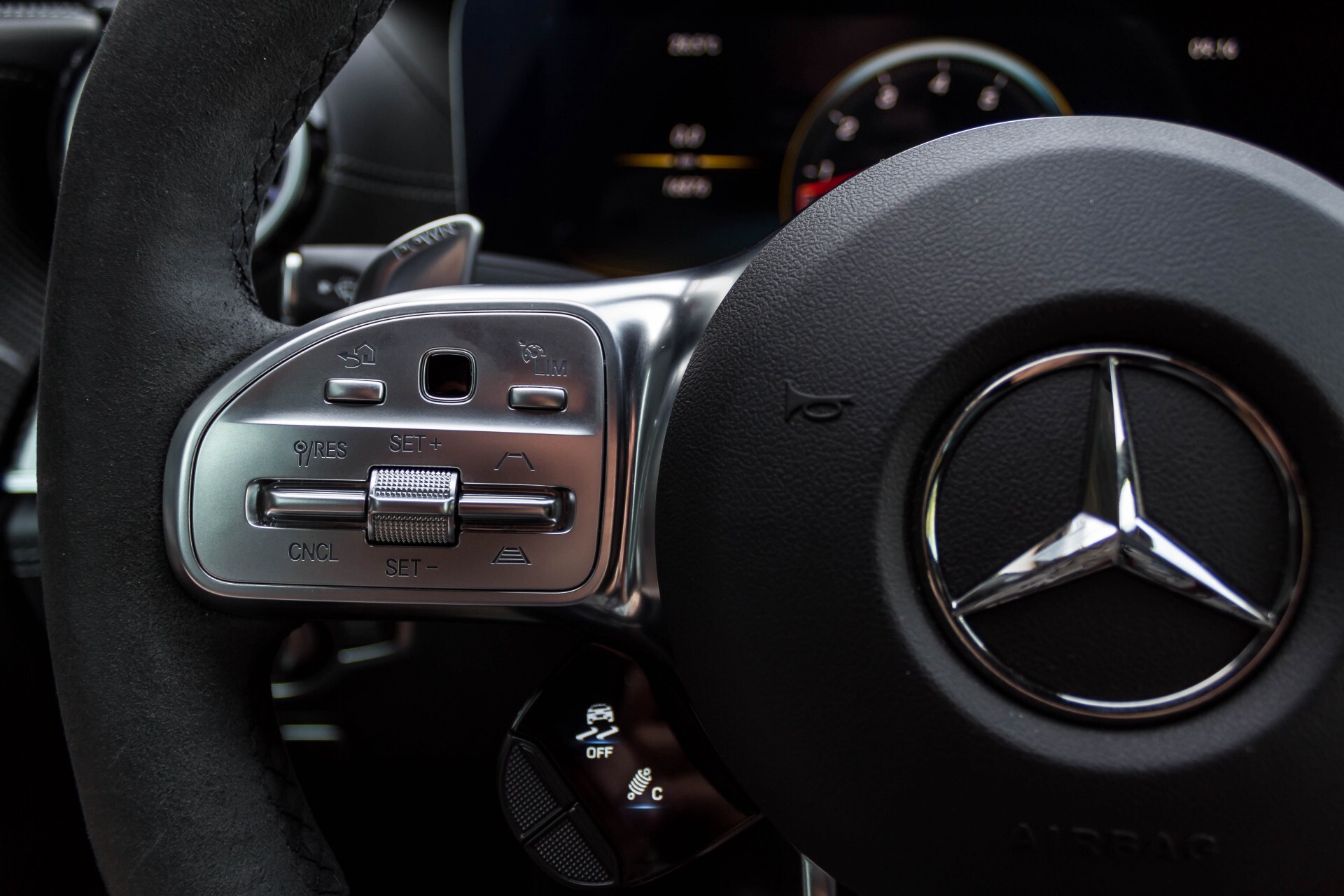 Mercedes-Benz AMG GT 4-Door Coupe 63 S 4+ Ceramic/Designo/Carbon/Burmester 3D/TV/Massage Aut9 Foto 12