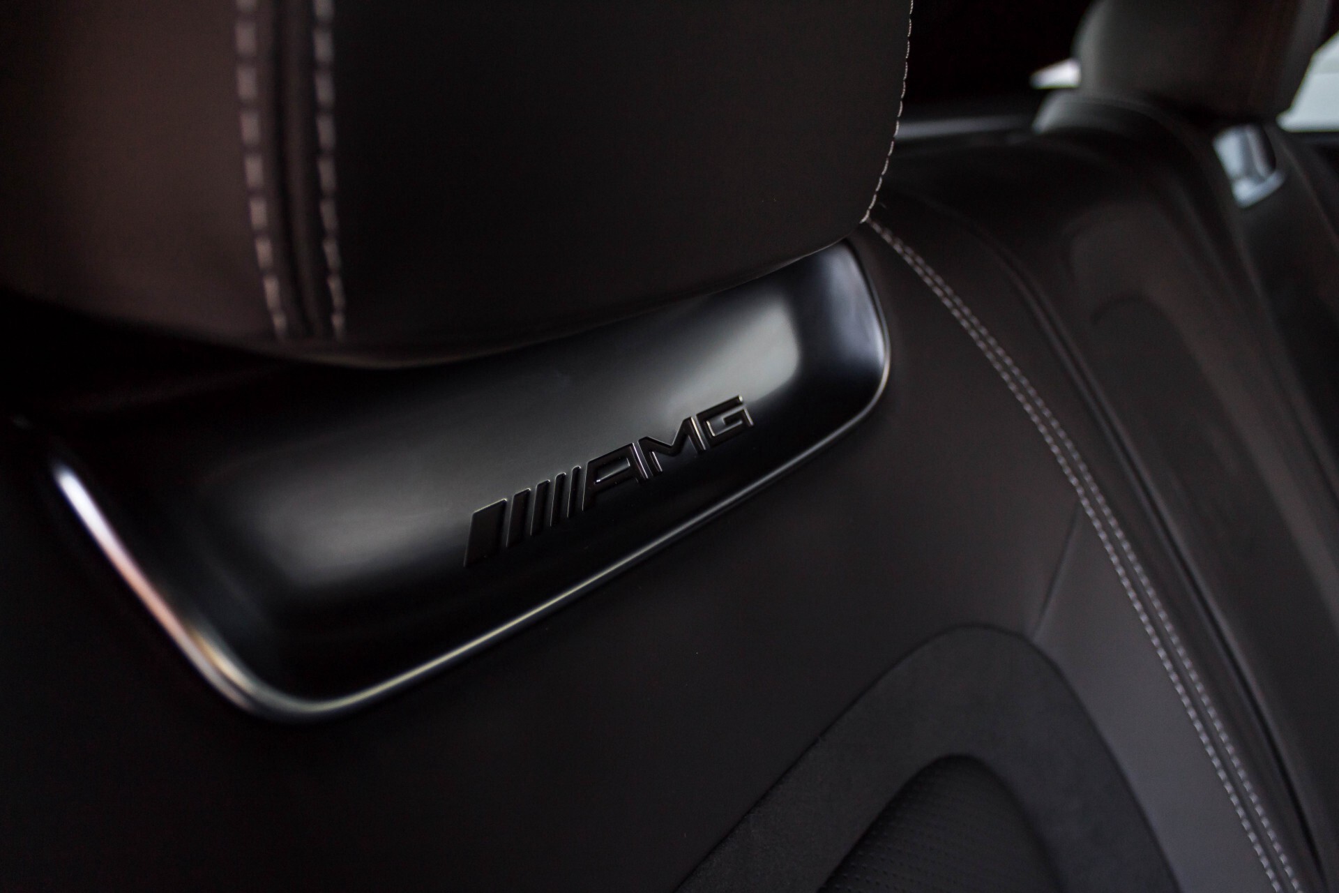 Mercedes-Benz AMG GT 4-Door Coupe 63 S 4+ Ceramic/Designo/Carbon/Burmester 3D/TV/Massage Aut9 Foto 43