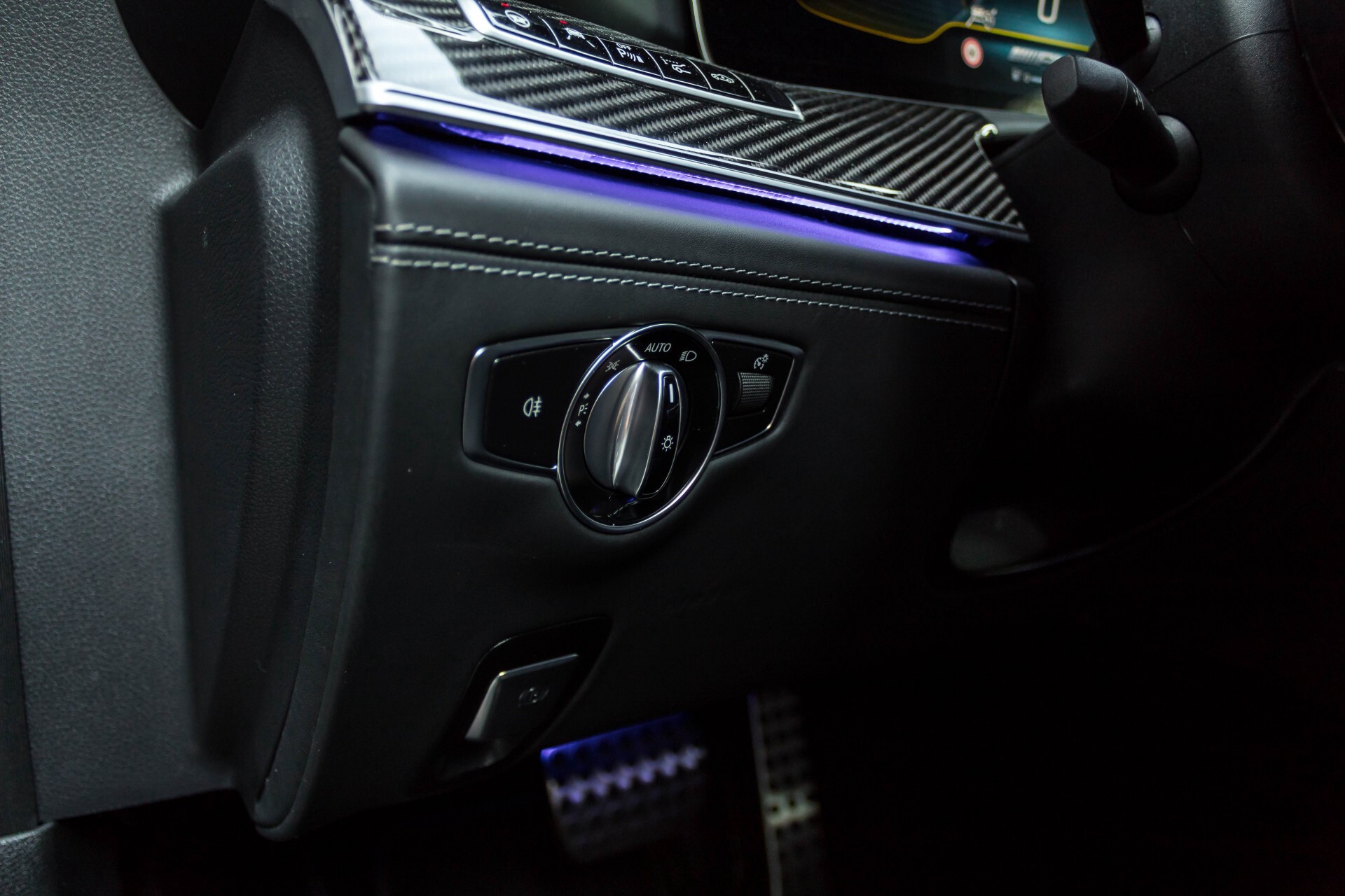 Mercedes-Benz AMG GT 4-Door Coupe 63 S 4+ Ceramic/Designo/Carbon/Burmester 3D/TV/Massage Aut9 Foto 48