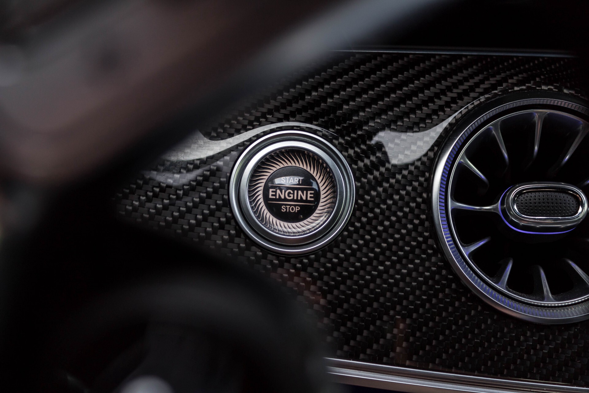 Mercedes-Benz AMG GT 4-Door Coupe 63 S 4+ Ceramic/Designo/Carbon/Burmester 3D/TV/Massage Aut9 Foto 56