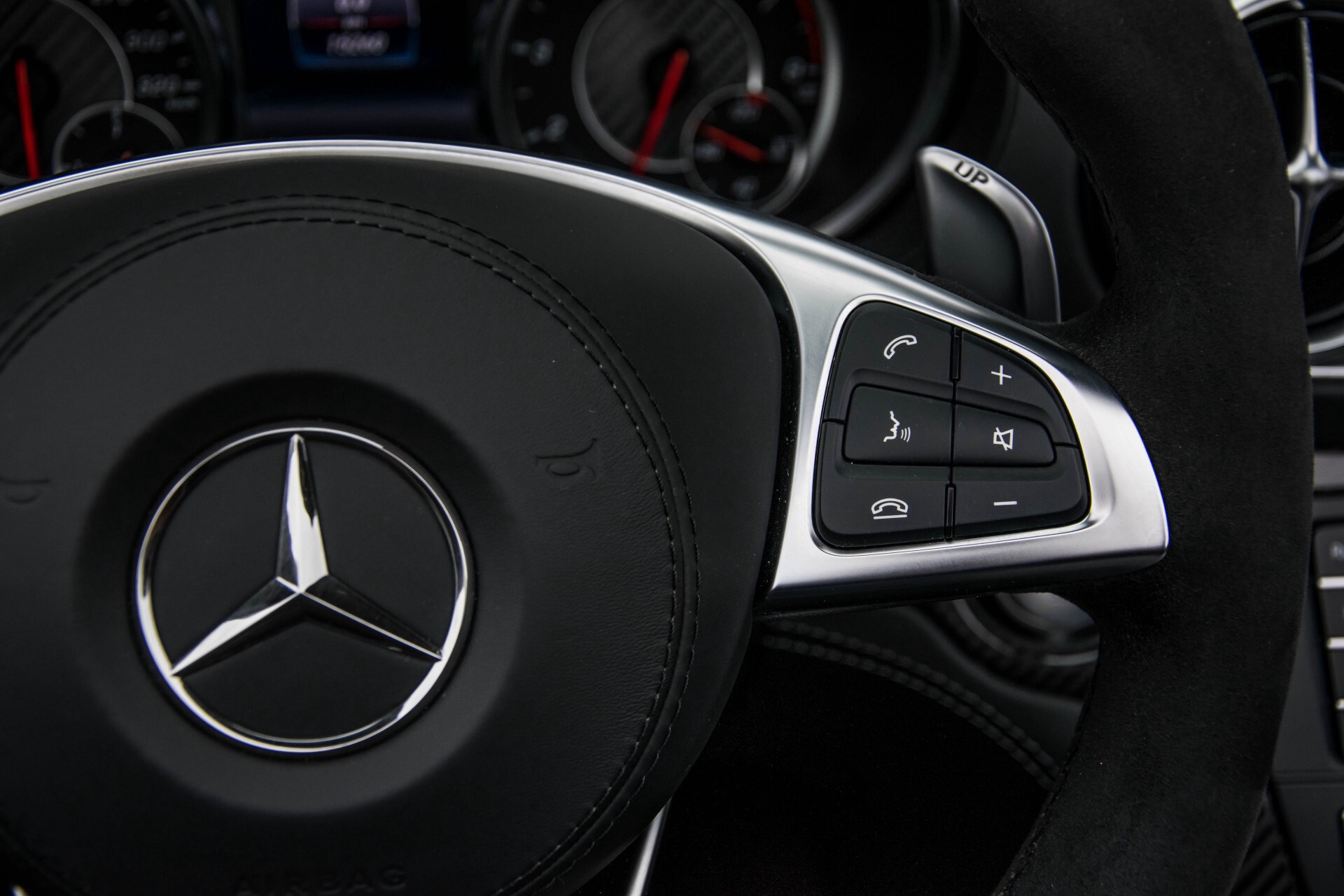Mercedes-Benz SL-Klasse 63 AMG Keramisch/Bang & Olufsen/Designo/Carbon/Drivers Package Aut7 Foto 15