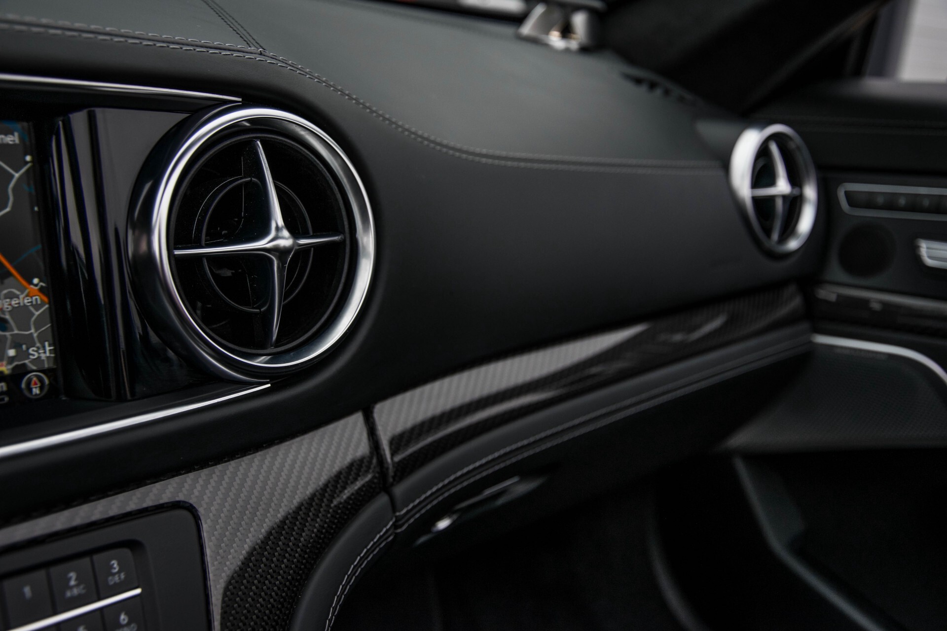 Mercedes-Benz SL-Klasse 63 AMG Keramisch/Bang & Olufsen/Designo/Carbon/Drivers Package Aut7 Foto 40
