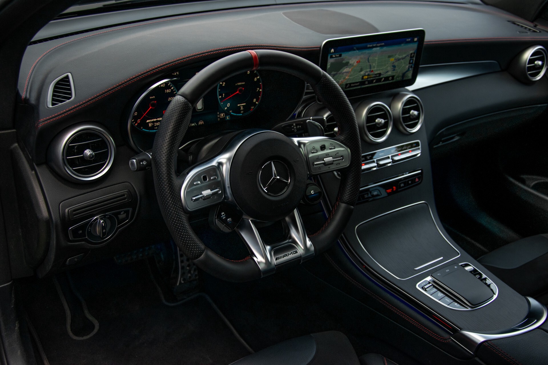 Mercedes-Benz GLC 43 AMG 4-M Night Pano/Sportuitlaat/Keyless/Distronic/Widescreen/MBUX/Trekhaak Aut9 Foto 19