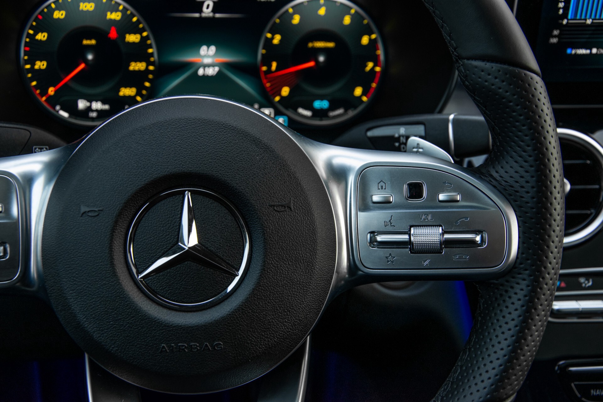 Mercedes-Benz C-Klasse Coupé 300 AMG Night Panorama Burmester/Assistentiepakket/Memory/MBUX/Camera Aut9 Foto 15