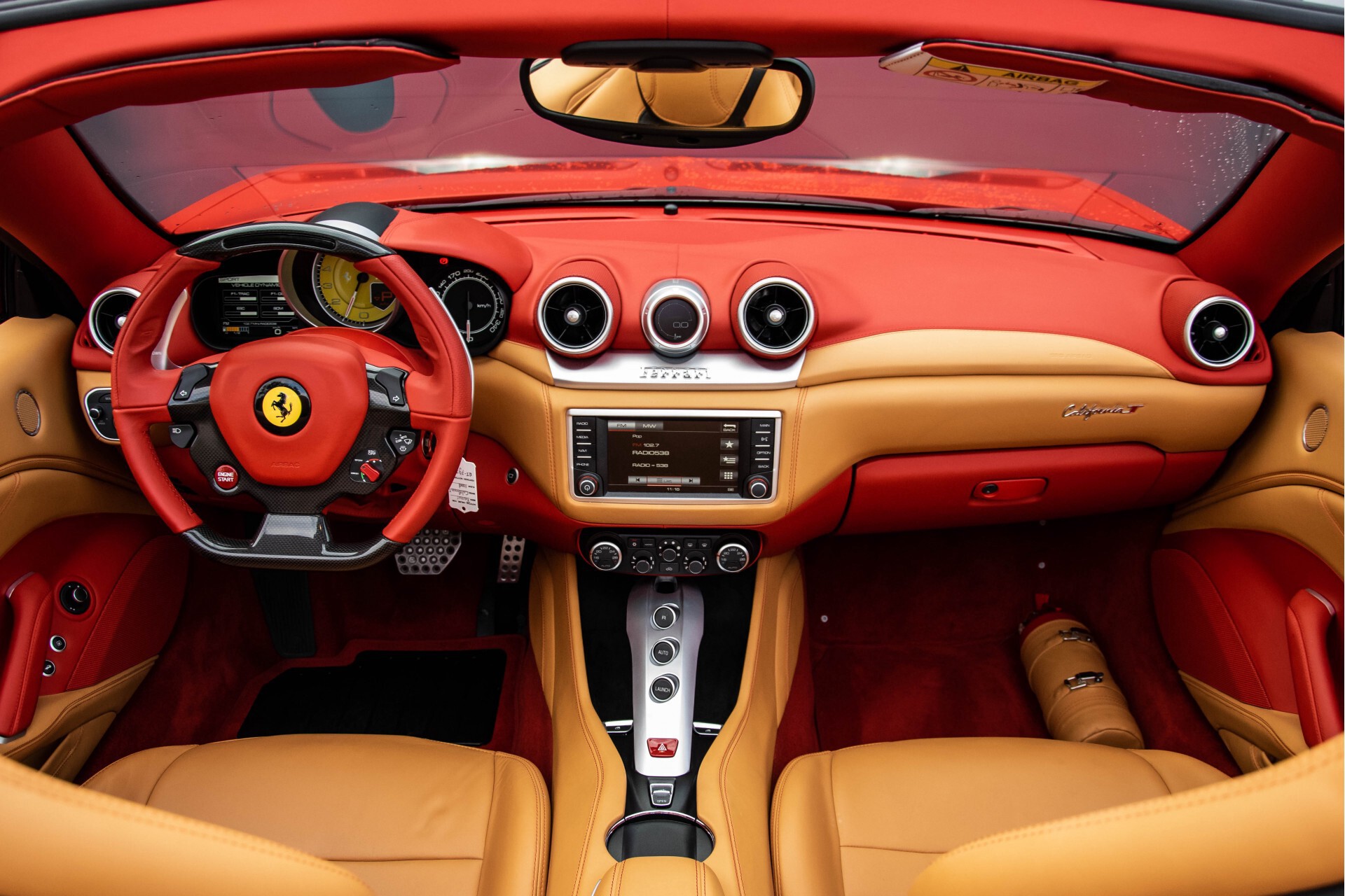 Ferrari California 3.9 T HELE Carbon/1ste eigenaar Foto 8