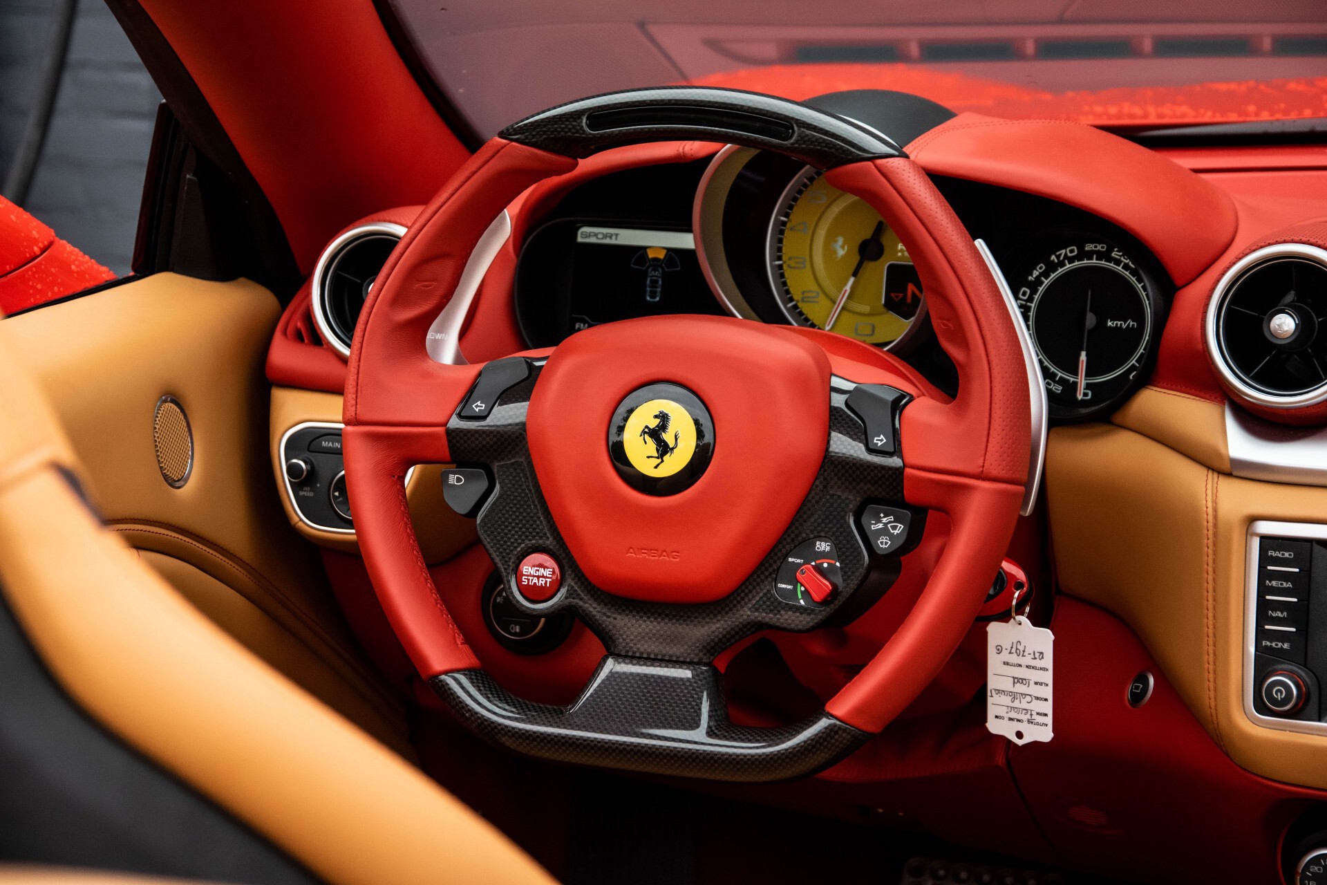 Ferrari California 3.9 T HELE Carbon/1ste eigenaar Foto 9