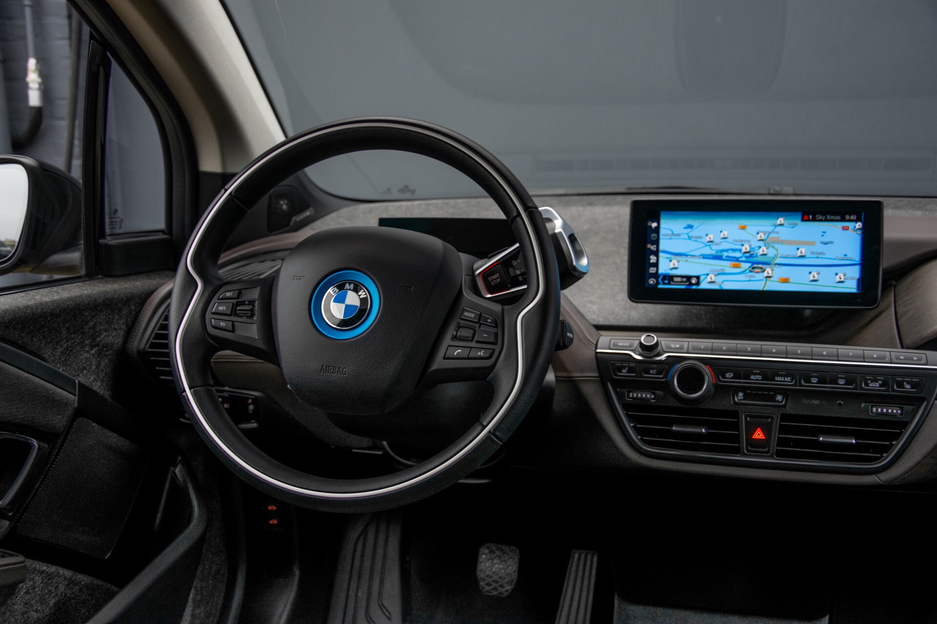 BMW i3 S Executive Edition 120Ah 42 kWh NP€55689/Panorama/20"/Verw-stln/Keyless Foto 5