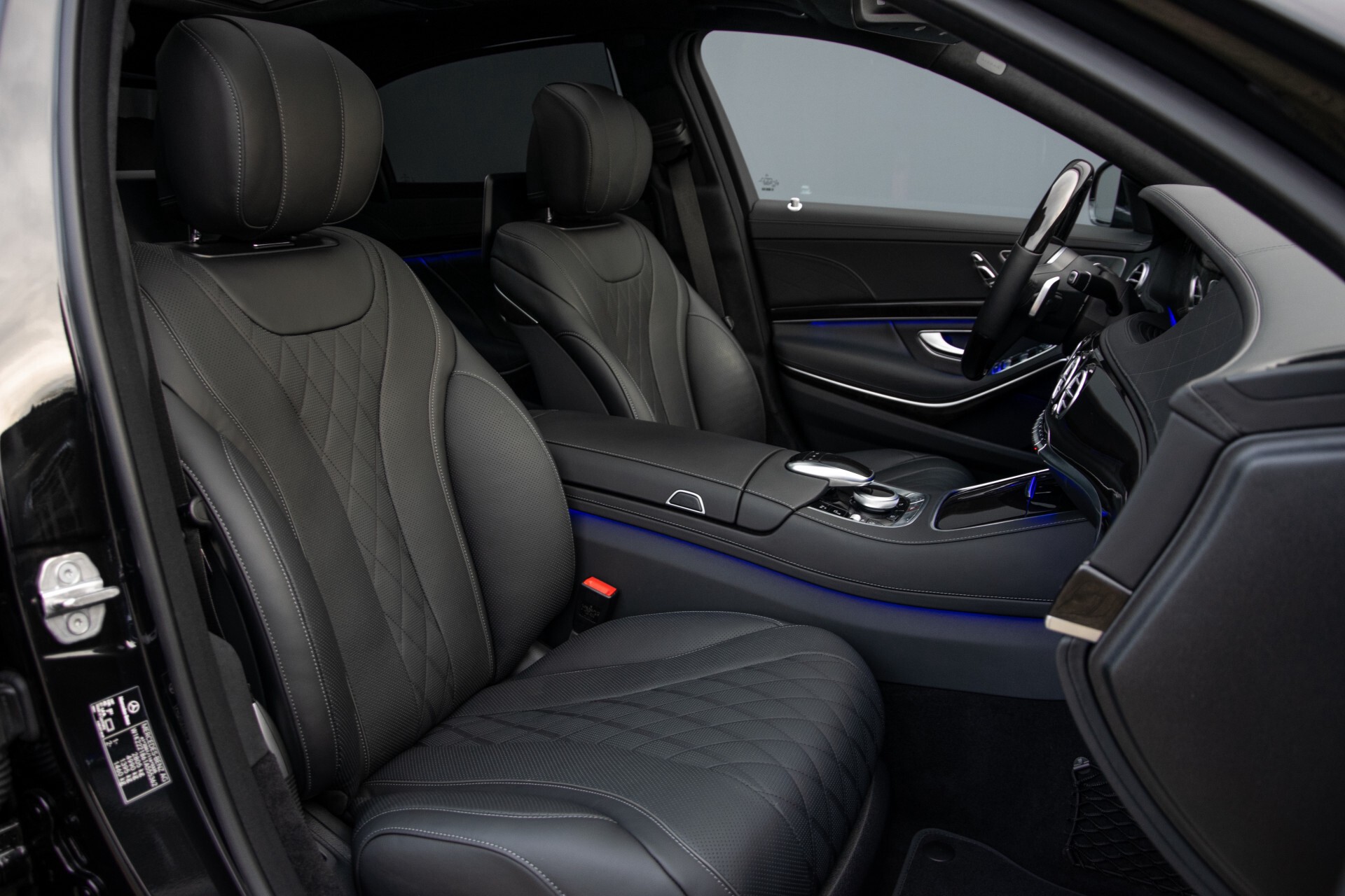 Mercedes-Benz S-Klasse 560 4-M Lang AMG Exclusive/Standkachel/Massage/Distronic/Entertainment Aut9 Foto 3
