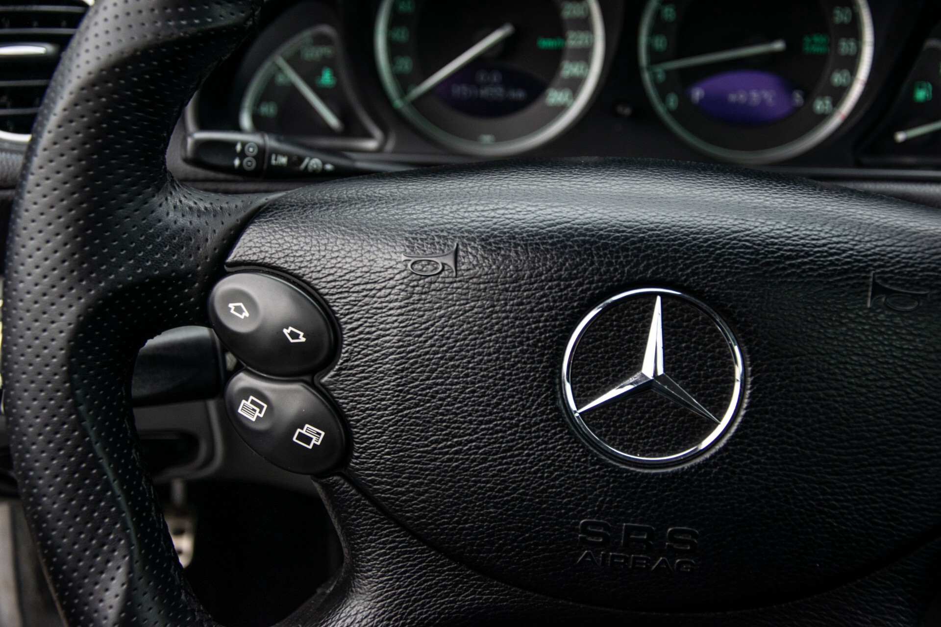 Mercedes-Benz SL-Klasse 500 Brabus uitlaatsysteem/velgen/grille/stuur Aut5 Foto 10