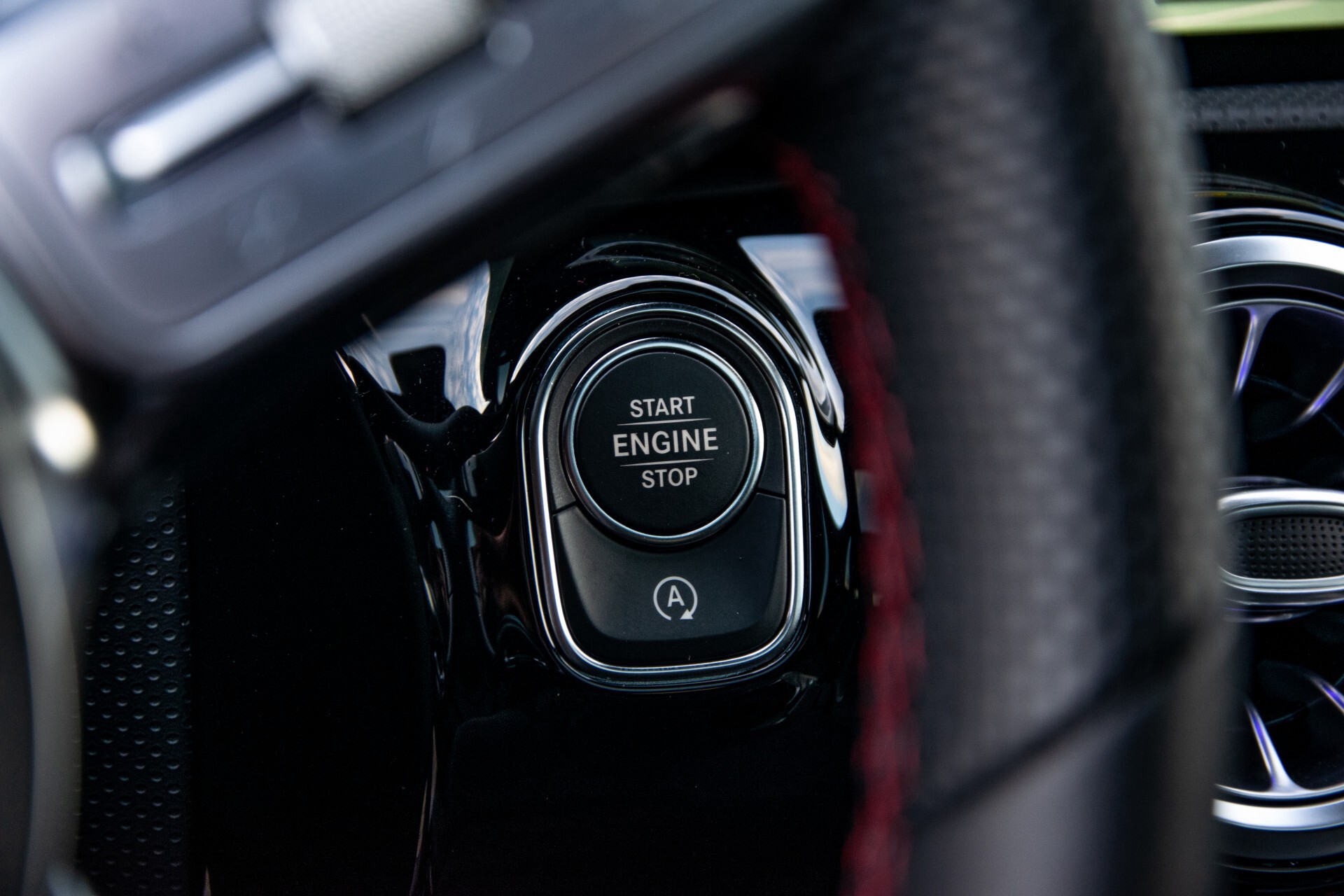 Mercedes-Benz CLA-Klasse Shooting Brake 250 AMG Panorama/Rij-assistentie/Burmester/Night Aut7 Foto 38