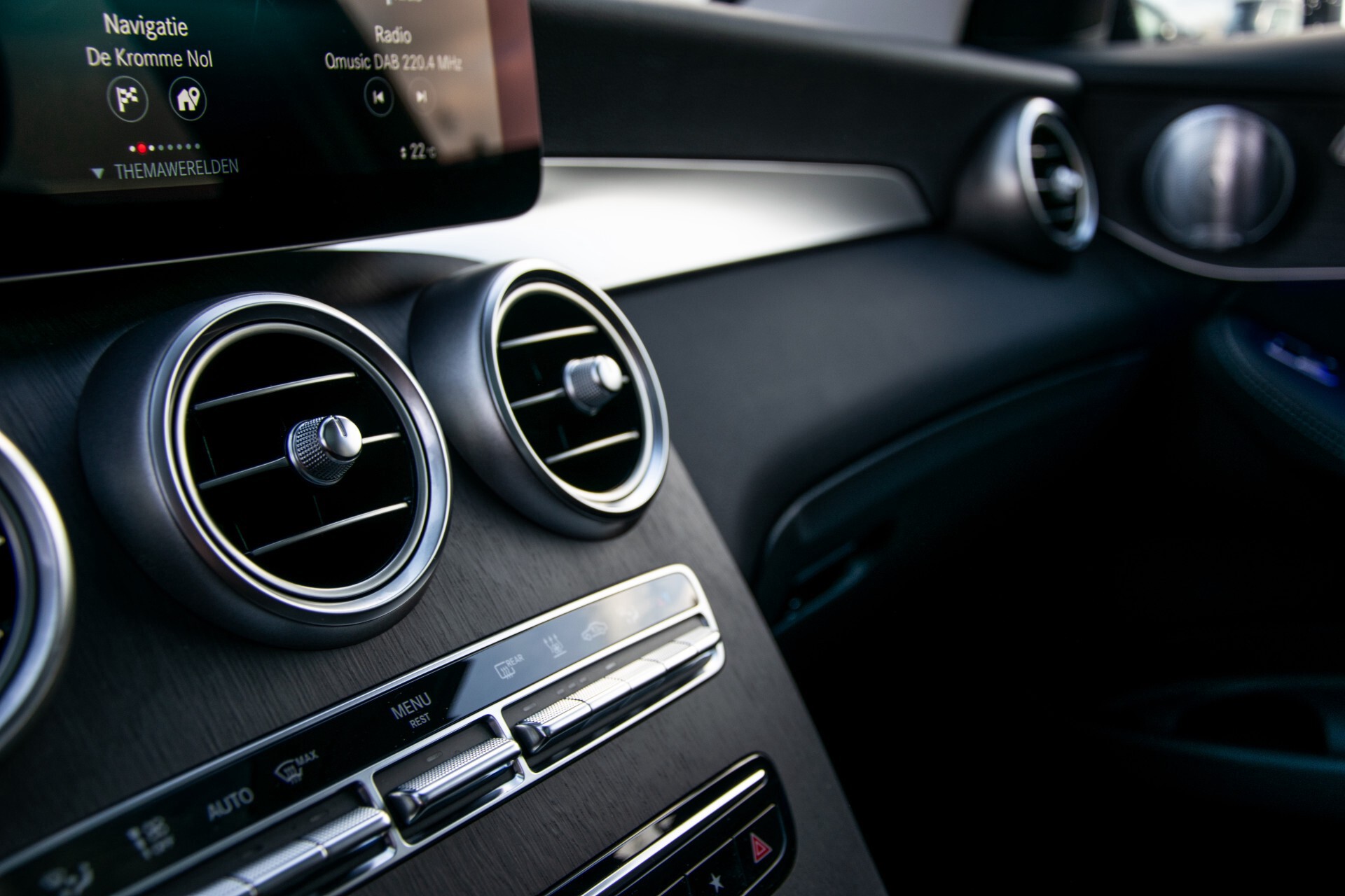 Mercedes-Benz GLC 220d 4-M AMG Panorama/Keyless/Burmester/Night/Assistentie/Standkachel/20" Aut9 Foto 30
