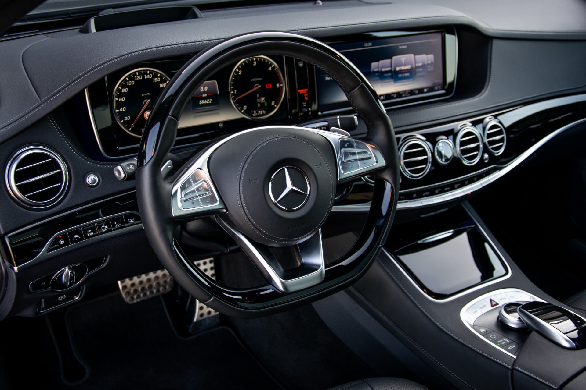 Mercedes-Benz S-Klasse 350d 4-M AMG Massage/Rij-assistentie/Keyless/Panorama/Nappa Aut9 Foto 17
