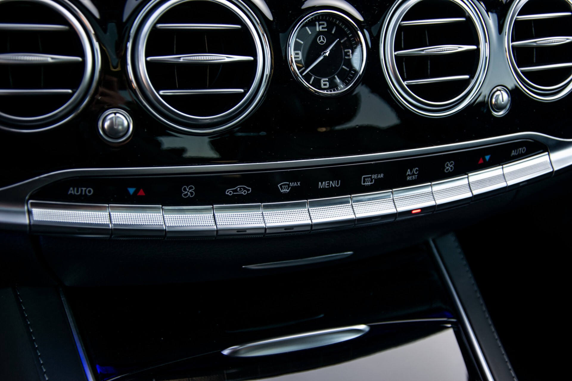 Mercedes-Benz S-Klasse 350d 4-M AMG Massage/Rij-assistentie/Keyless/Panorama/Nappa Aut9 Foto 44