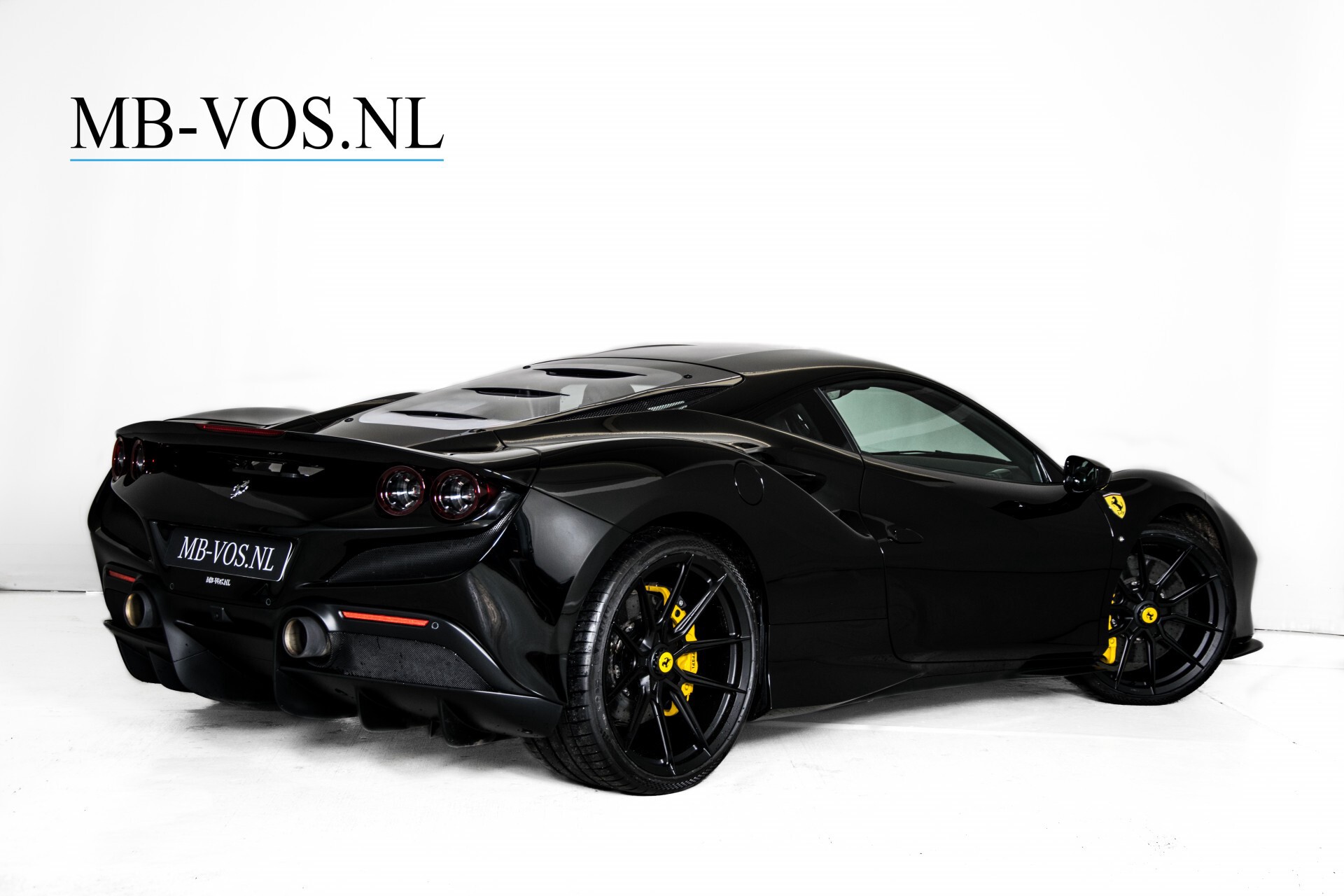 Ferrari F8 Tributo 3.9 V8 HELE Novitech Full Carbon/Lift/Racing Seats/Passenger Display/Hifi Foto 2