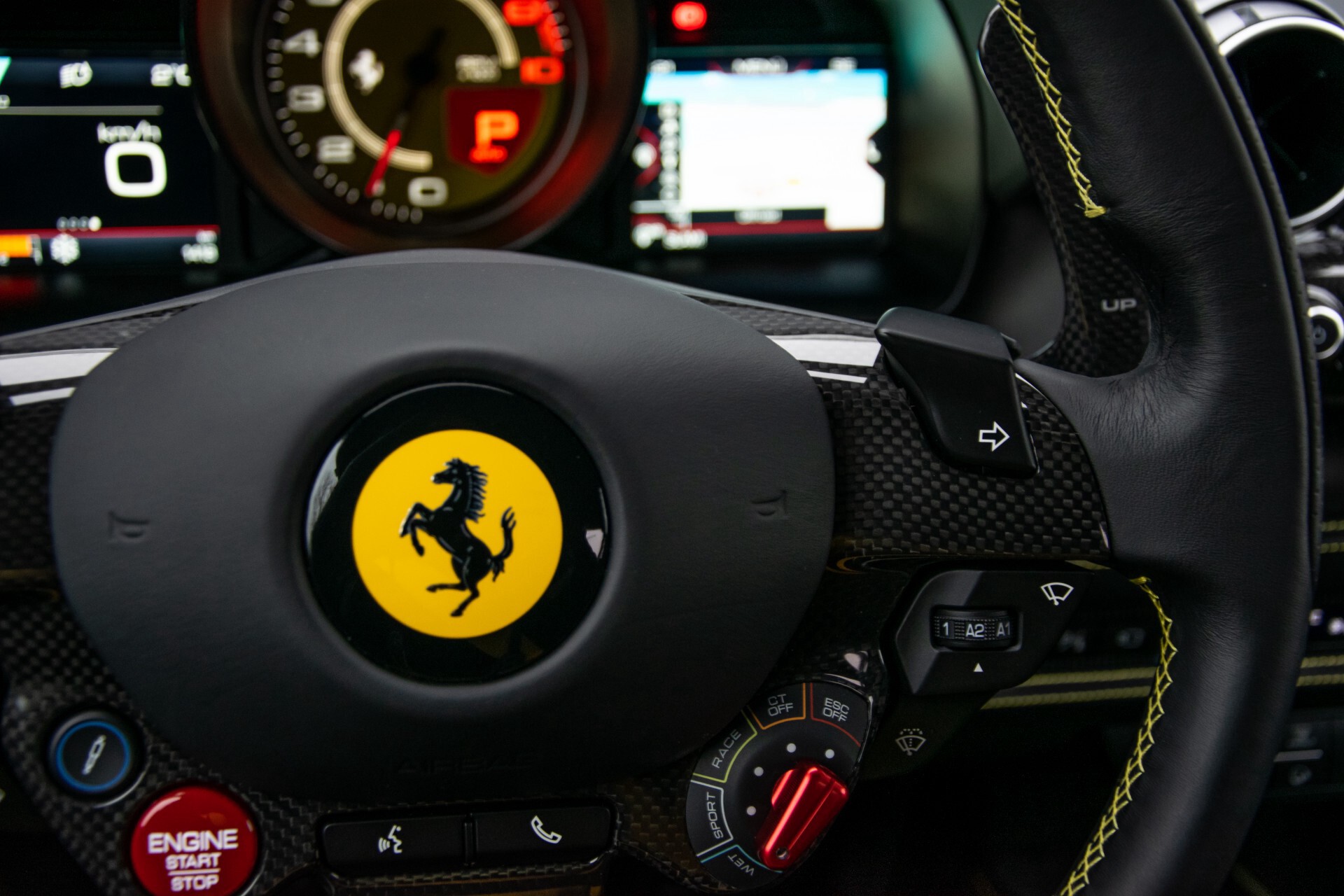 Ferrari F8 Tributo 3.9 V8 HELE Full Carbon/Lift/Racing Seats/Passenger Display/Hifi Foto 11