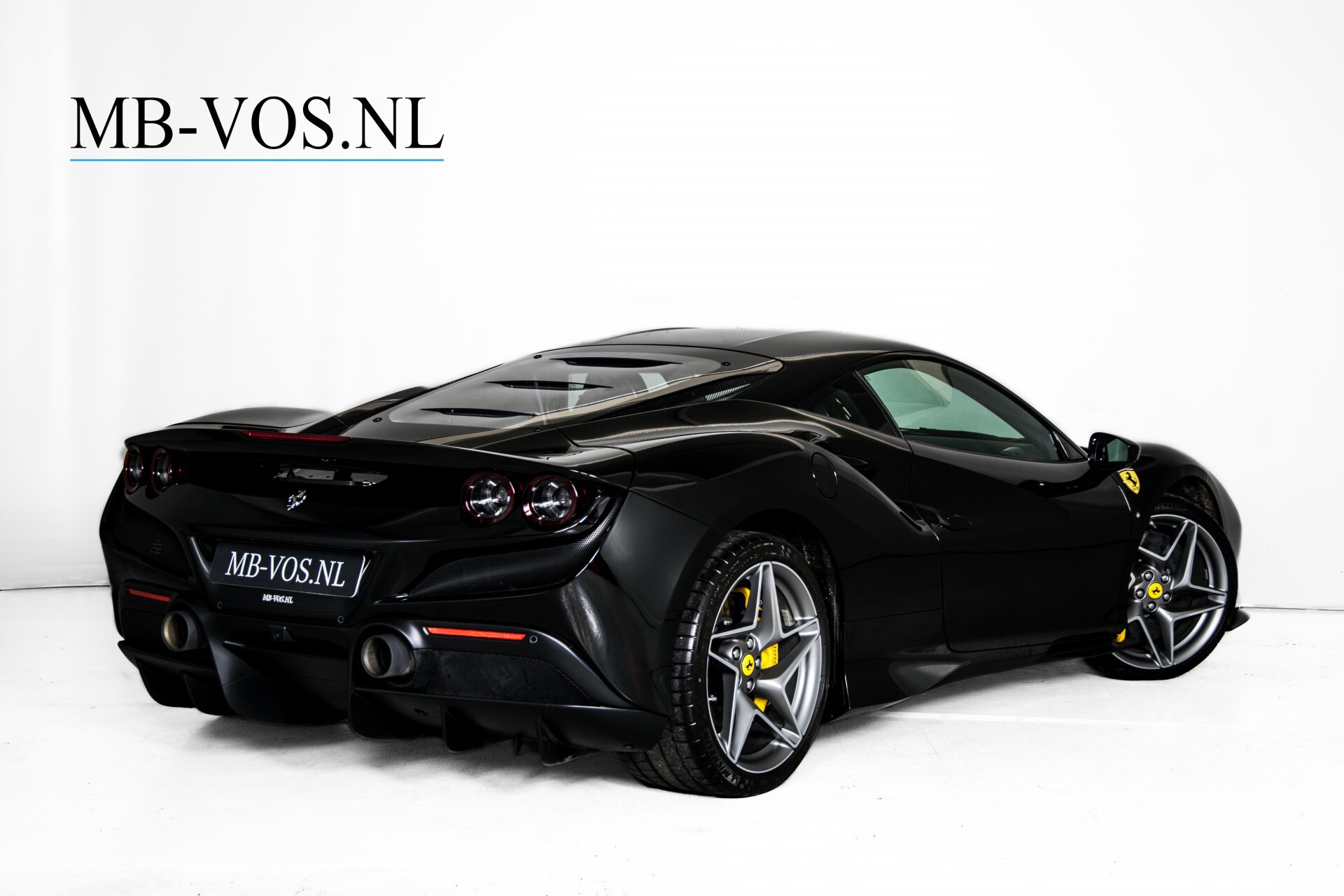 Ferrari F8 Tributo 3.9 V8 HELE Full Carbon/Lift/Racing Seats/Passenger Display/Hifi Foto 2