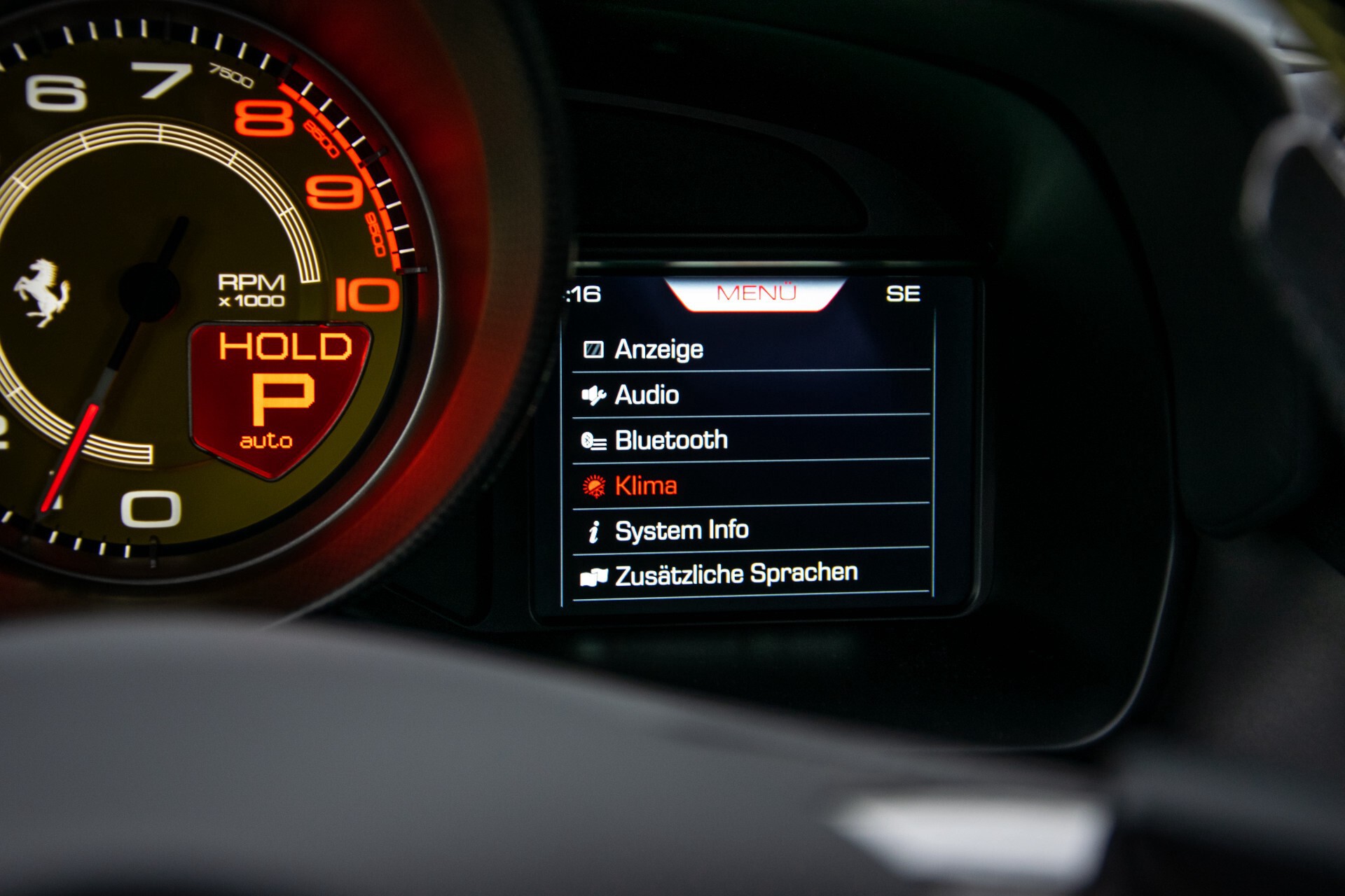 Ferrari F8 Tributo 3.9 V8 HELE Full Carbon/Lift/Racing Seats/Passenger Display/Hifi Foto 36
