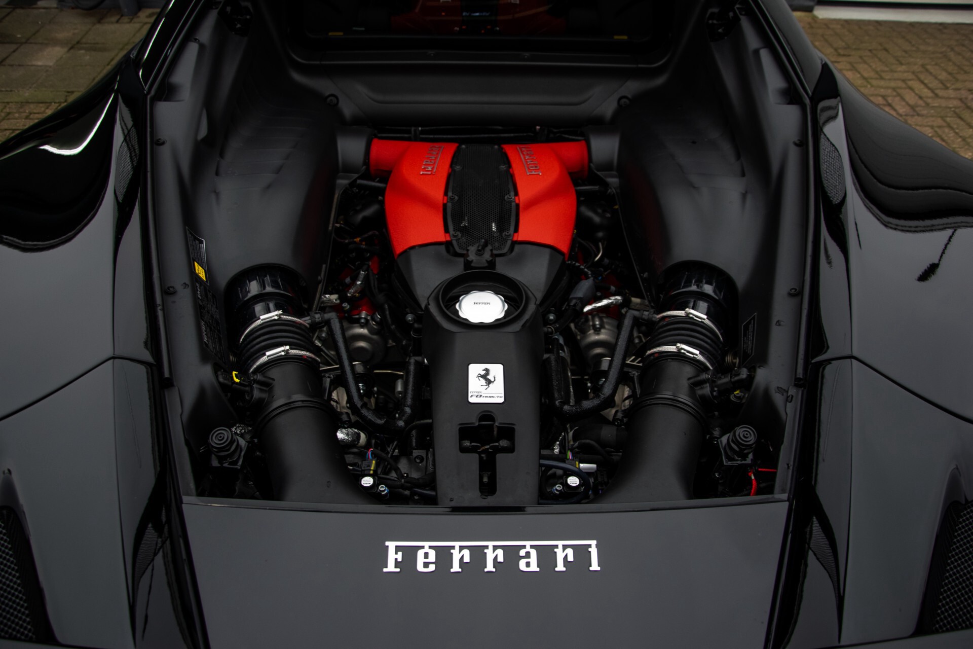 Ferrari F8 Tributo 3.9 V8 HELE Full Carbon/Lift/Racing Seats/Passenger Display/Hifi Foto 53