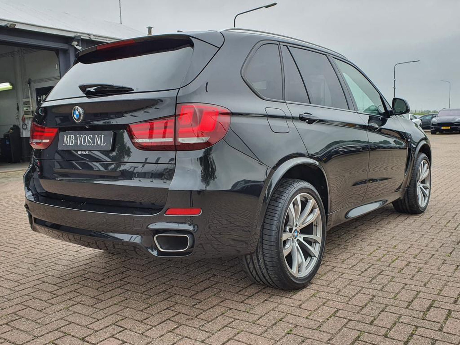 BMW X5 xDrive30d M-sport Adaptive Drive/Keyless/Adaptive cruise/Panorama/Shadowline/HUD Aut8 Foto 2