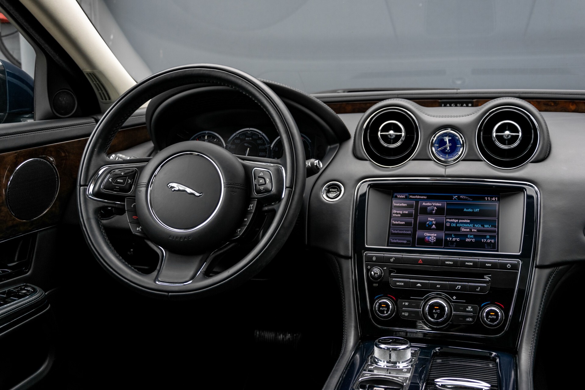 Jaguar XJ 3.0 V6D Premium Luxury Panorama/Stoelkoeling/Mem/Dealer OH Aut8 Foto 6