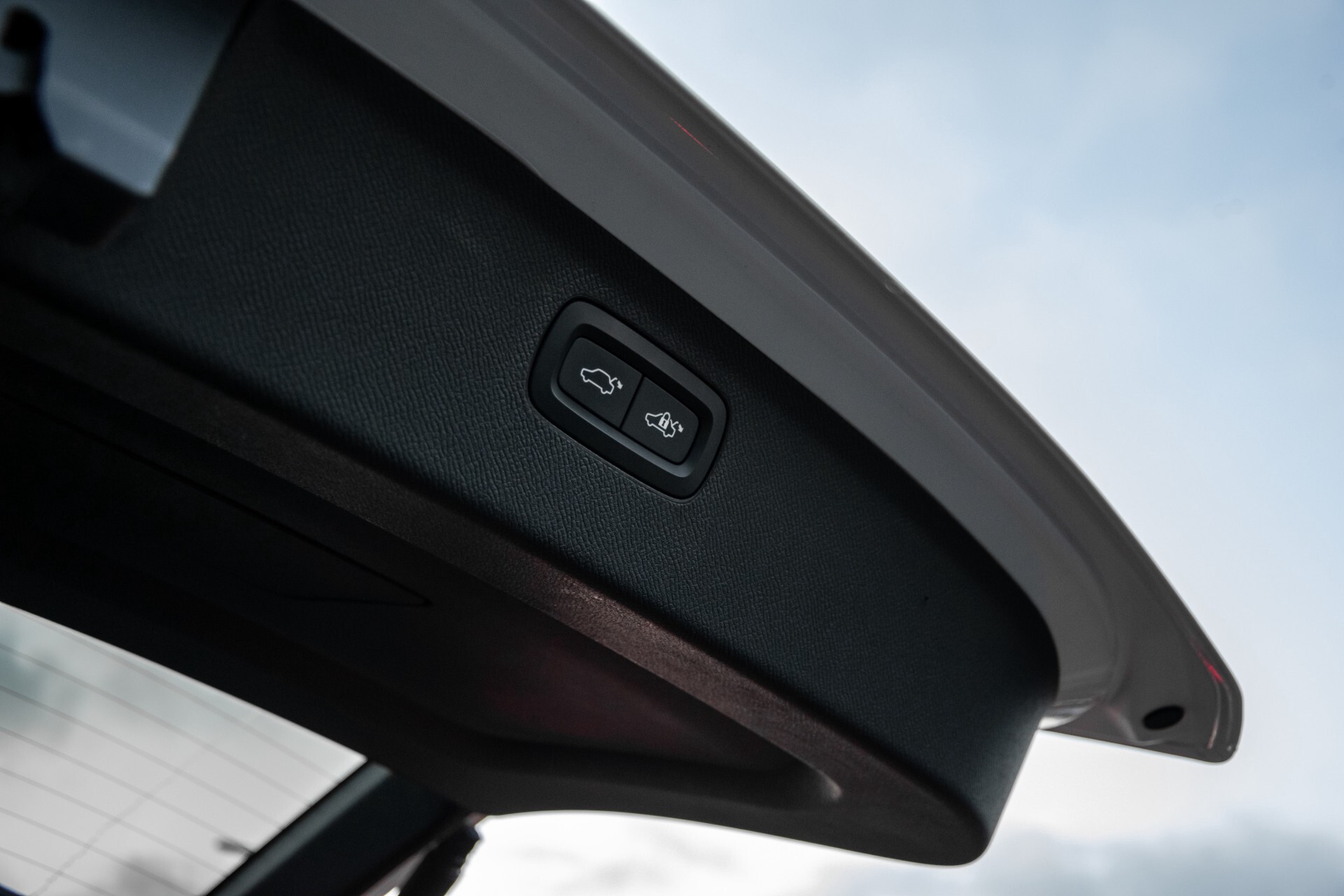 Volvo XC90 2.0 T6 AWD R-Design Panorama/Keyless/B&W/ACC/Standkachel/22" Aut8 Foto 38