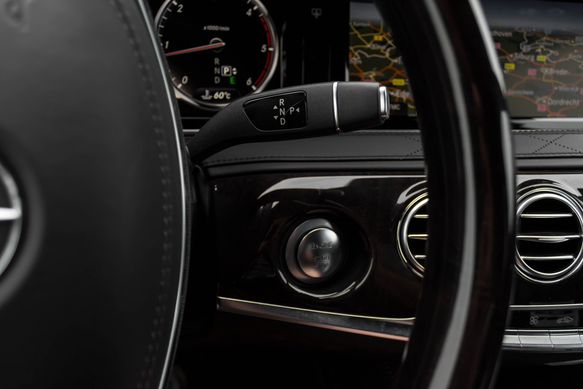 Mercedes-Benz S-Klasse 350 Bluetec Exclusive Panorama/Massage/Keyless/Distronic/Standkachel Aut7 Foto 13