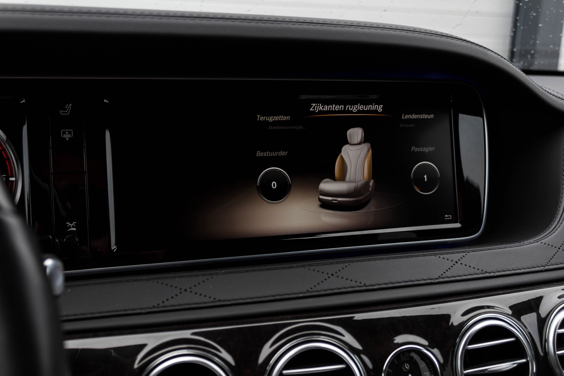 Mercedes-Benz S-Klasse 350 Bluetec Exclusive Panorama/Massage/Keyless/Distronic/Standkachel Aut7 Foto 18