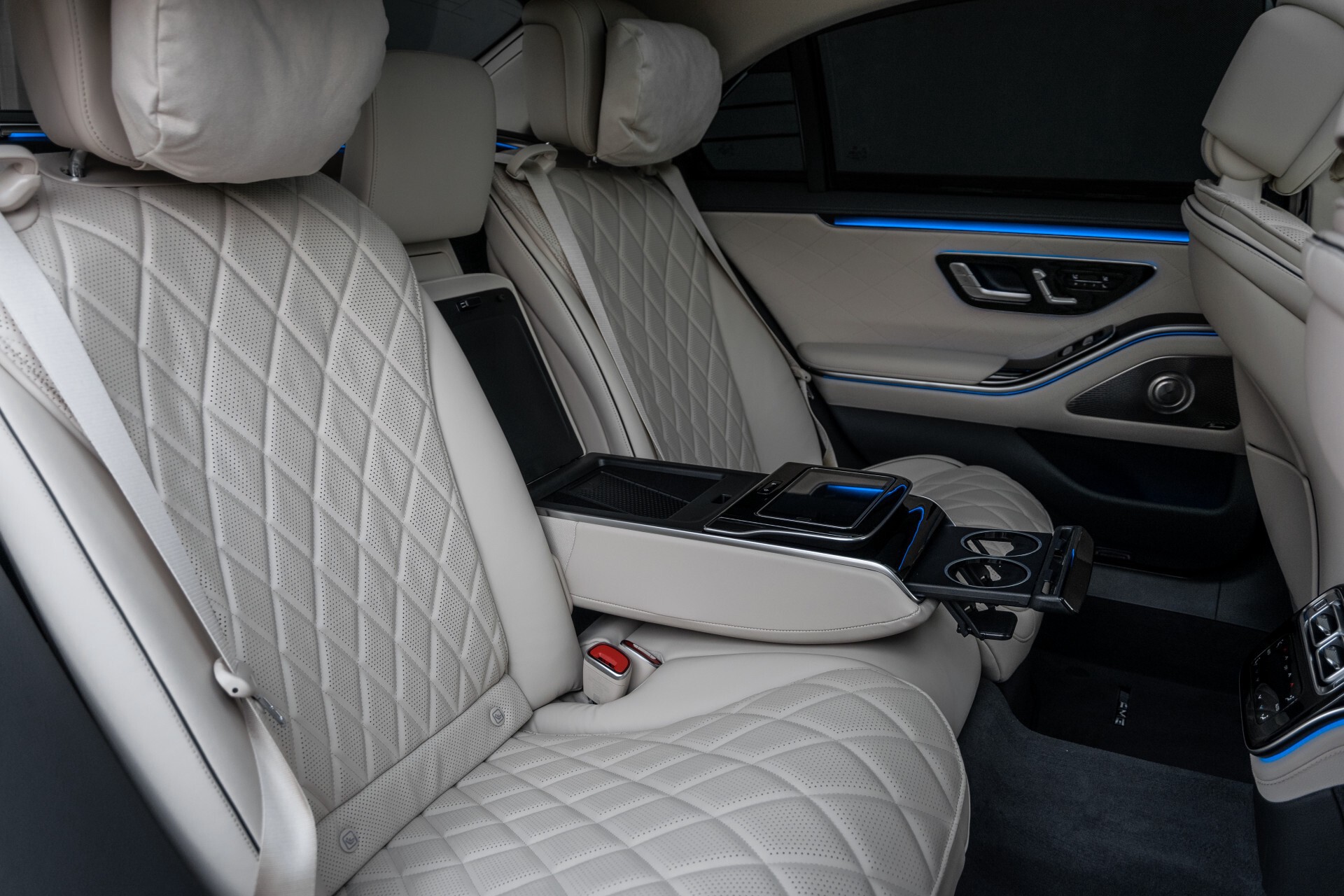 Mercedes-Benz S-Klasse 500 4-M Lang AMG Premium Plus Macchiatobeige Aut9 Foto 5