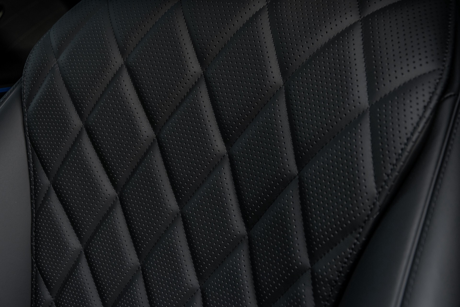 Mercedes-Benz S-Klasse 400d Lang 4-M AMG Premium Plus 21"/Massage/Head-Up/Digital Light/Ruitleder Aut9 Foto 44