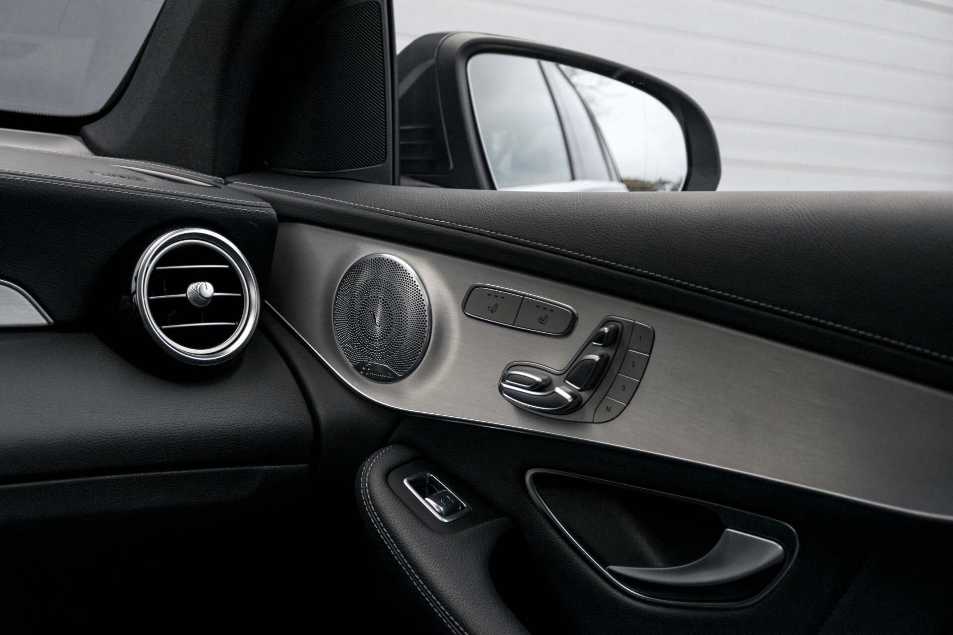 Mercedes-Benz GLC 250 d 4-M AMG Carbon/Rij-assist/Keyless/360camera/Mem/Standkachel/Trekhaak Aut9 Foto 49