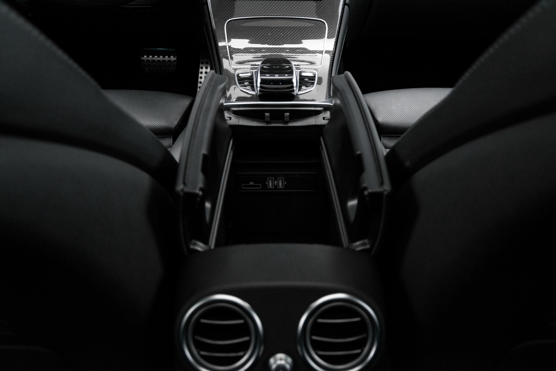 Mercedes-Benz GLC 250 d 4-M AMG Carbon/Rij-assist/Keyless/360camera/Mem/Standkachel/Trekhaak Aut9 Foto 53