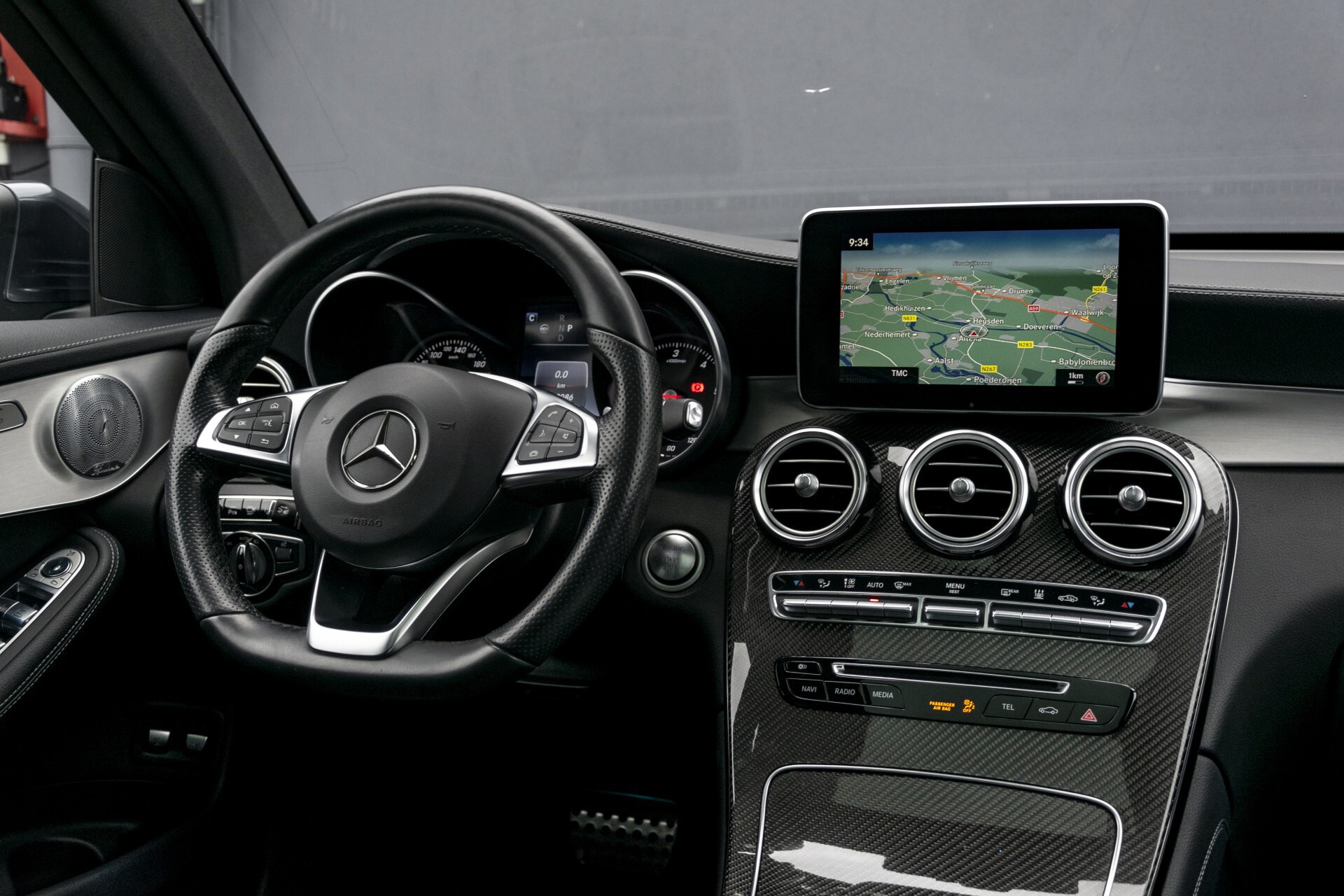 Mercedes-Benz GLC 250 d 4-M AMG Carbon/Rij-assist/Keyless/360camera/Mem/Standkachel/Trekhaak Aut9 Foto 8